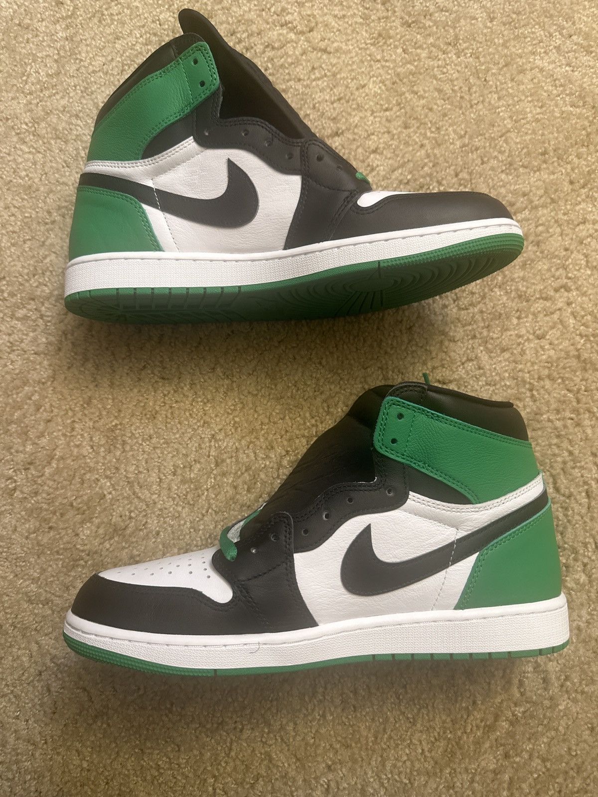Jordan Brand Lucky green Jordan 1 Size US 12 / EU 45 - 2 Thumbnail