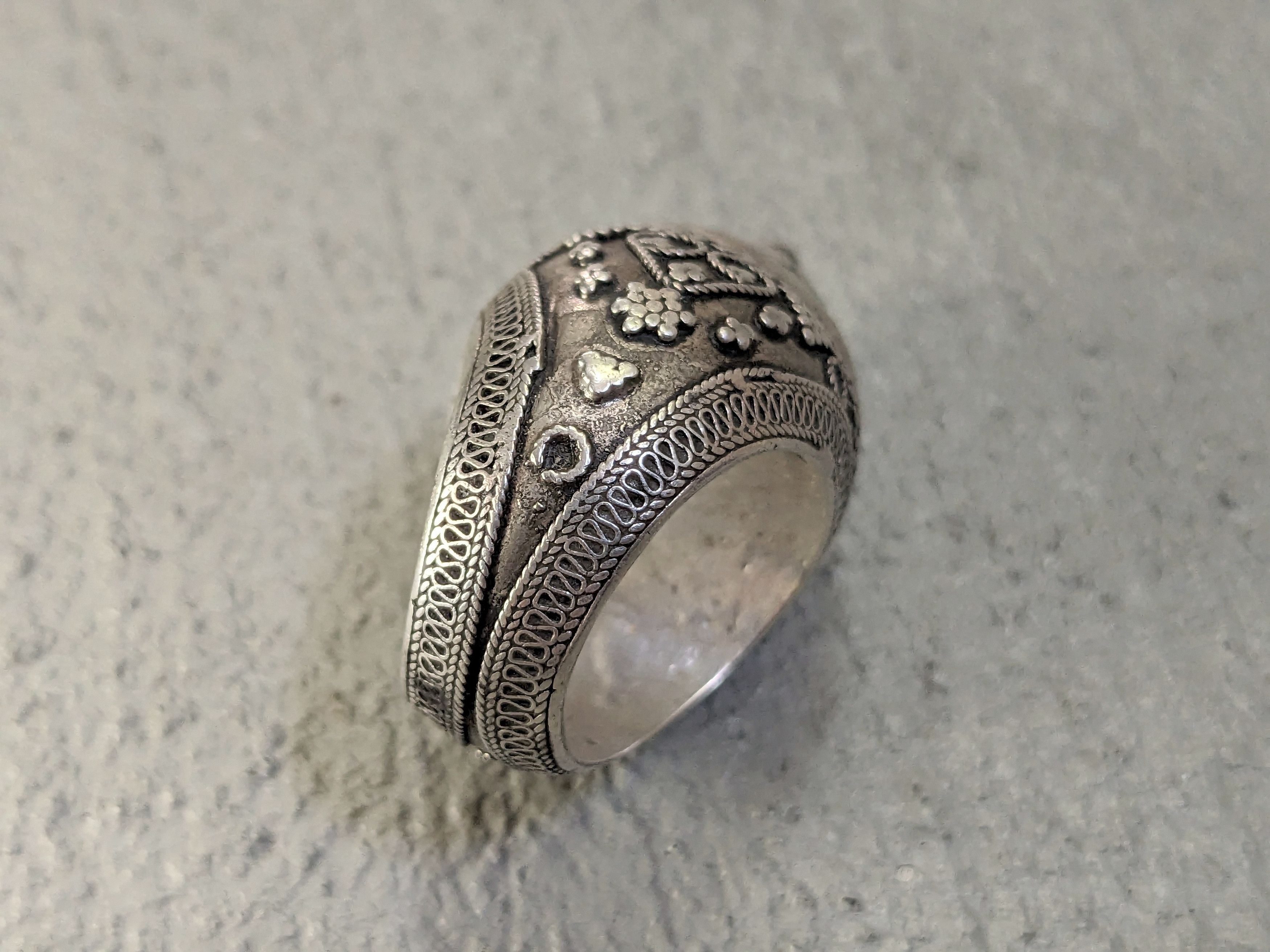 Jewelry Vintage Coral Turquoise Ring 8.5 Tribal Kuchi Afghanistan Size ONE SIZE - 13 Thumbnail