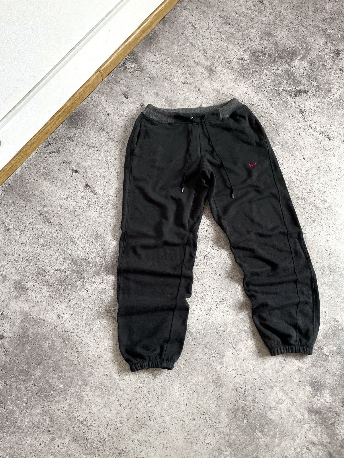 Nike Vintage Nike Mini Swoosh Sweatpants Size US 32 / EU 48 - 2 Thumbnail