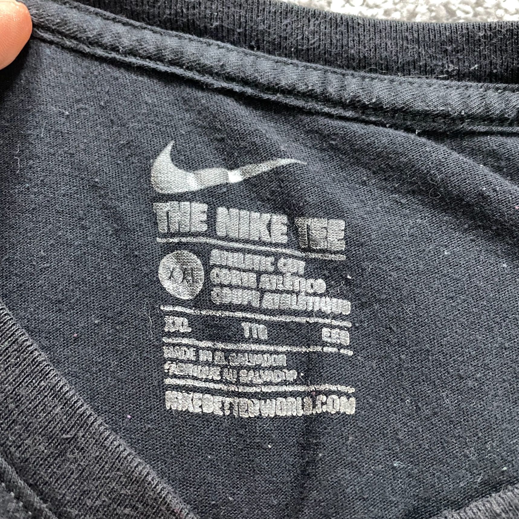 Nike VINTAGE Nike T-Shirt Men XXL Black Solid Crew Neck Cotton Short Sleeve Sports Casual Size US XXL / EU 58 / 5 - 6 Thumbnail
