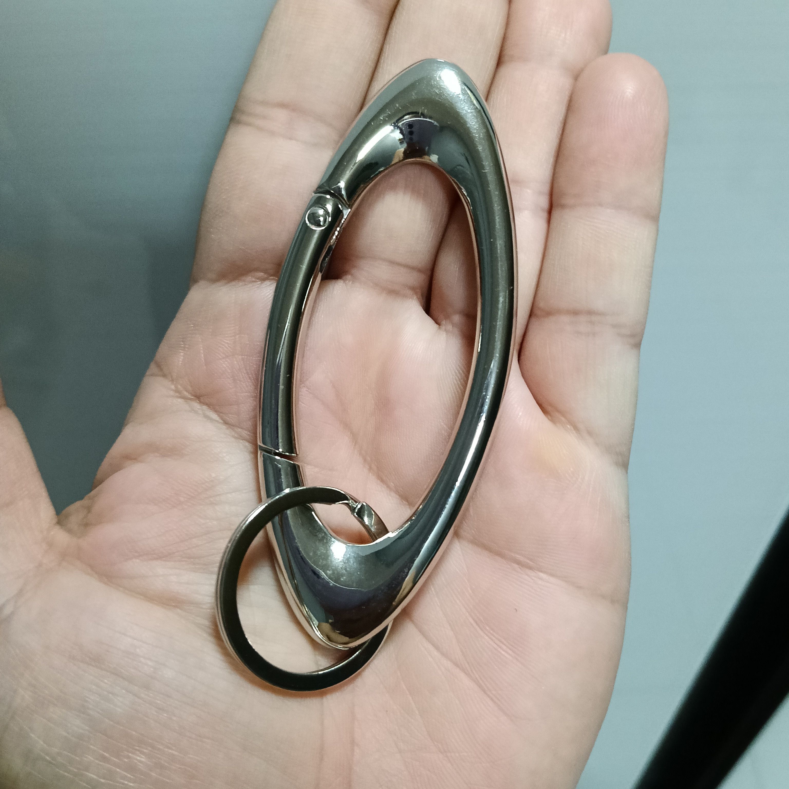 Oakley OAKLEY CARABINEER KEYCHAIN (chrome) Size ONE SIZE - 2 Thumbnail