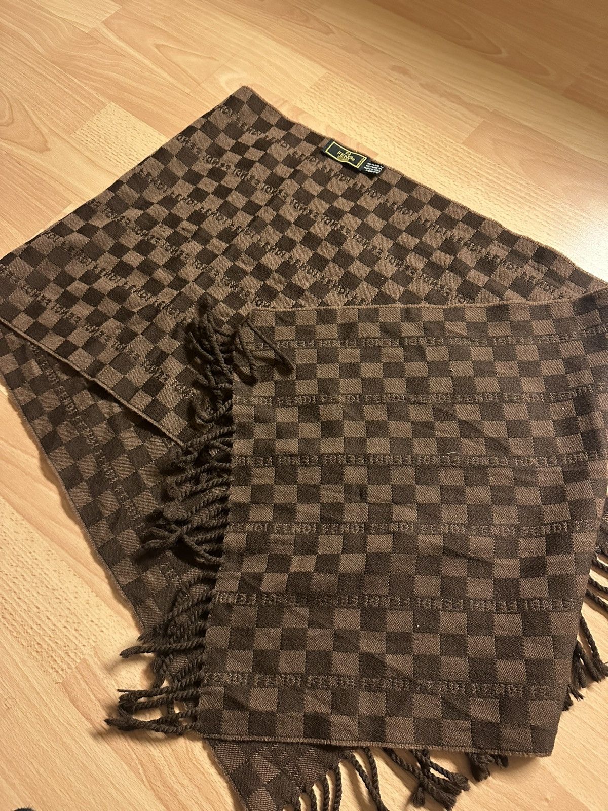 Fendi W22 FENDI MONOGRAM SCARF Size ONE SIZE - 4 Thumbnail