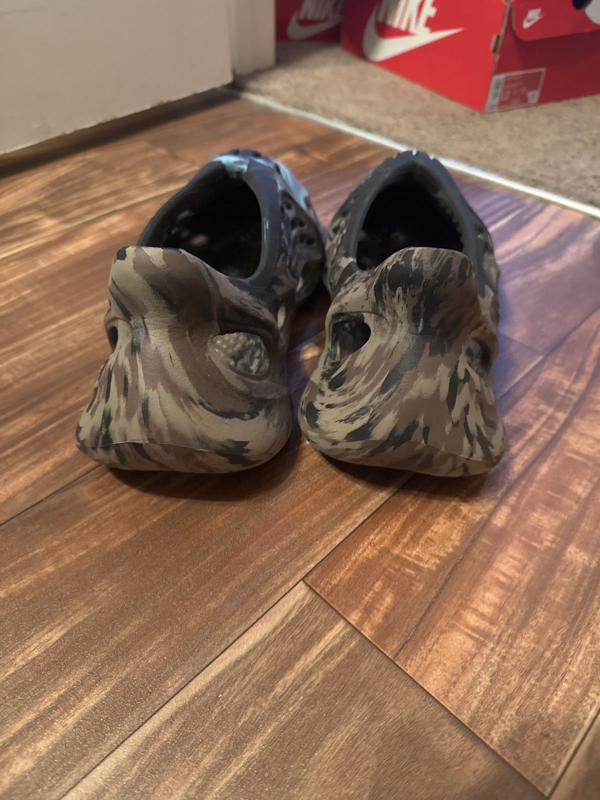 Yeezy yeezy foam runners mx cinder Size US 12 / EU 45 - 4 Thumbnail