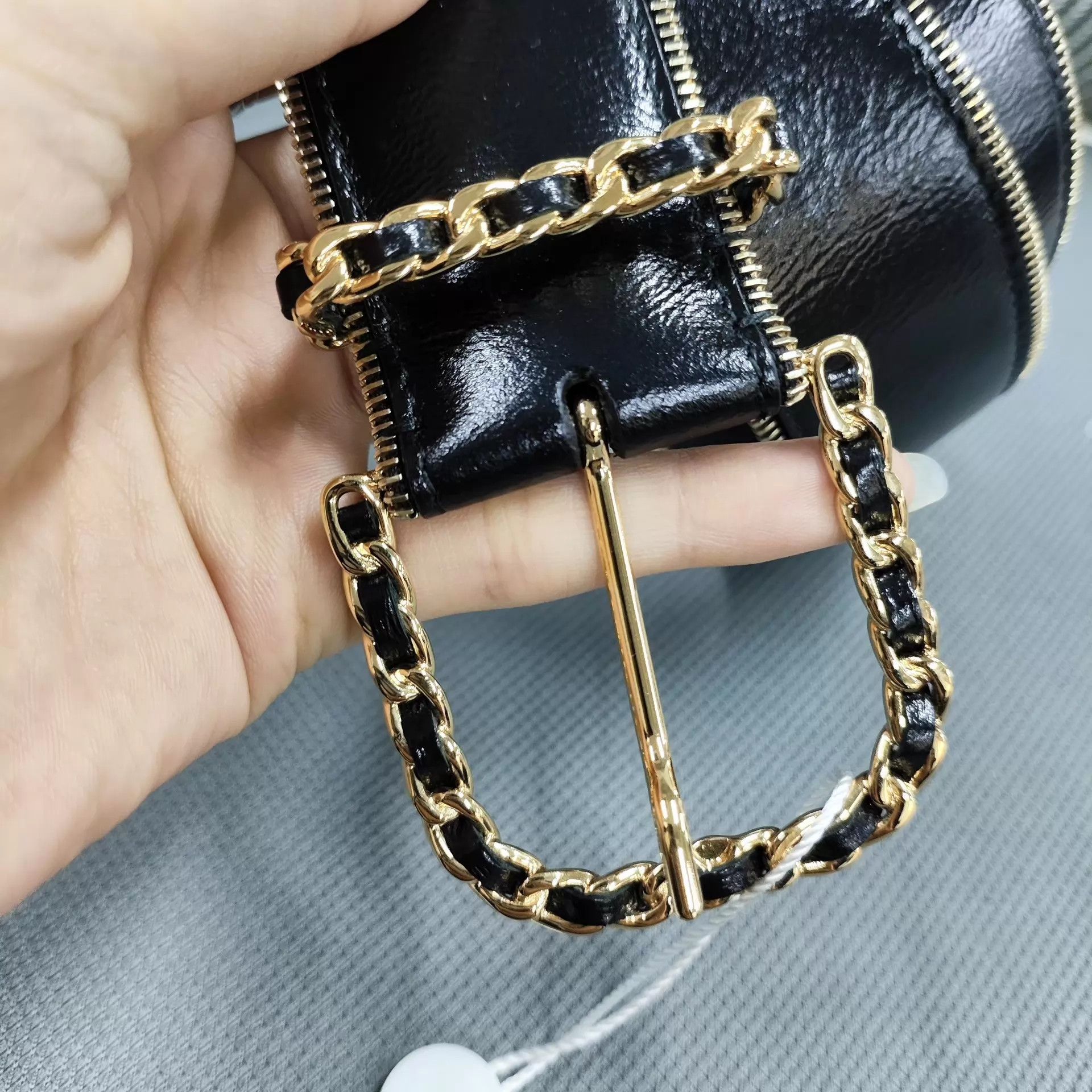 Chanel Chanel full-grain leather zip belt Size ONE SIZE - 2 Thumbnail