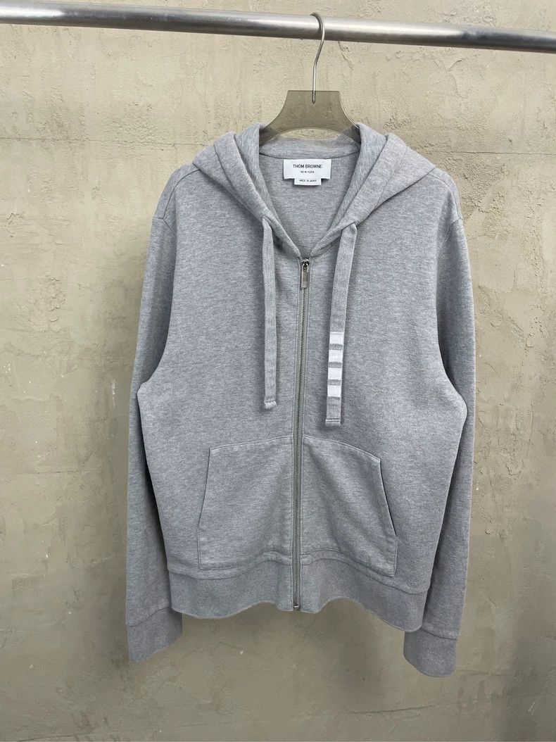Thom Browne Thom browne Gray drawstring four-stripe zipper jacket 2504 Size US M / EU 48-50 / 2 - 1 Thumbnail