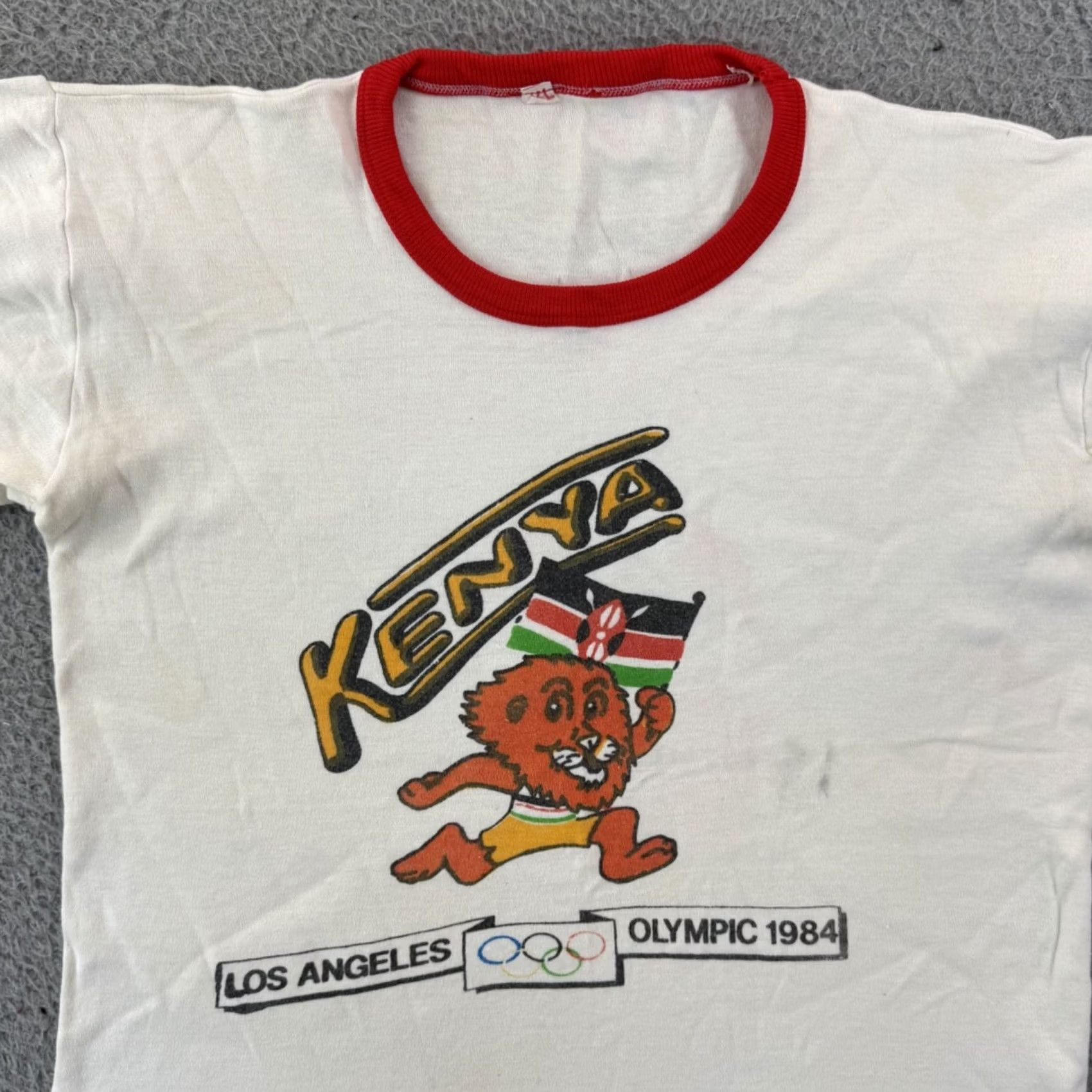 Vintage VINTAGE Olympics Shirt Mens Medium White Nike Logo 80s Retro USA 1984 Los Angeles Sports Graphic Print T-Shirt Size US M / EU 48-50 / 2 - 3 Thumbnail