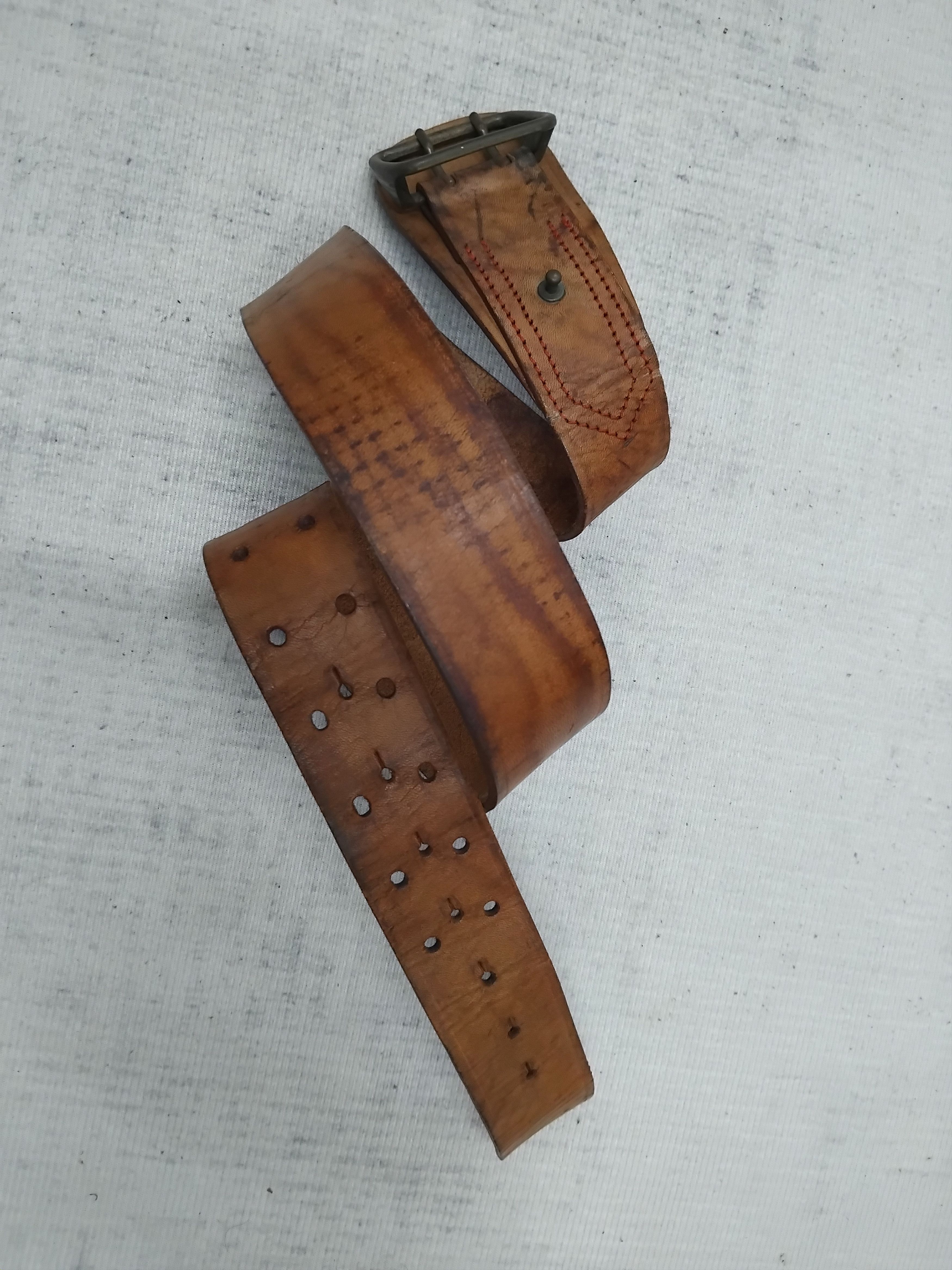 Neil Barrett 💥Bell barret chocolate colour Leather brass buckle belt Size ONE SIZE - 1 Thumbnail