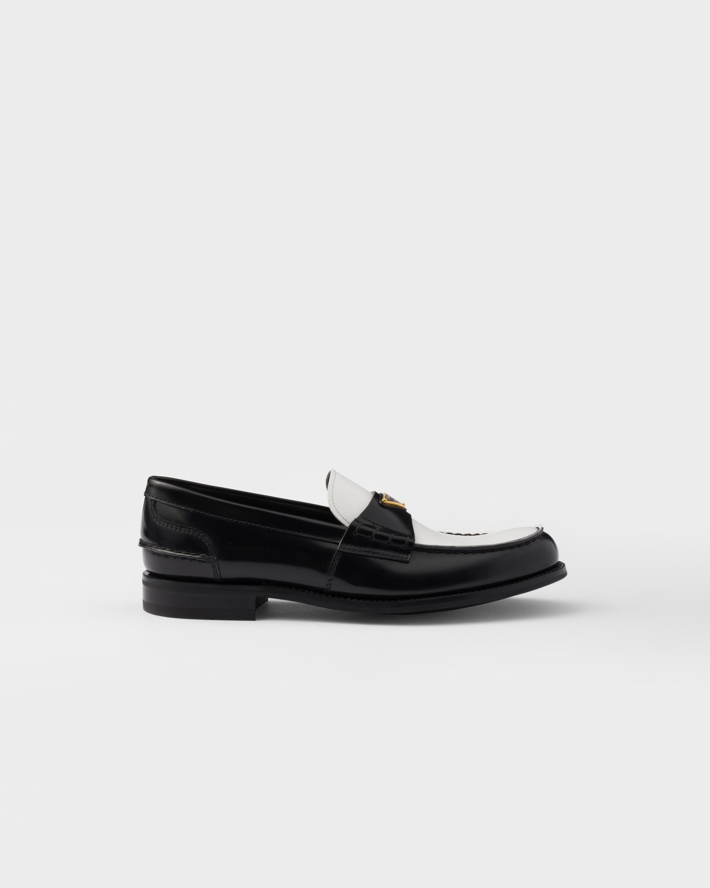 Prada o1la1rc1a0925 Two-Tone Brushed Leather Loafers Black/White Size US 10 / EU 43 - 2 Thumbnail