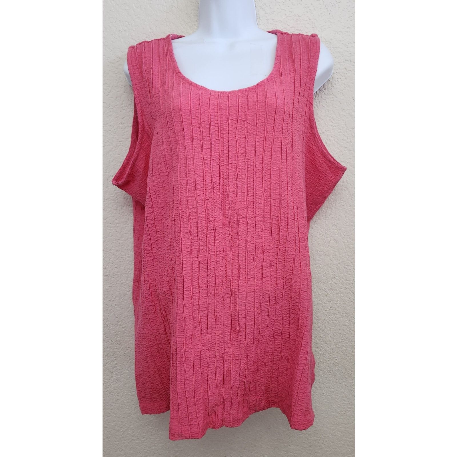 Other Pink Crinkled Round Neck Sleeveless Top 22W 24W Plus Stretch Size XXL / US 16-18 / IT 52-54 - 1 Thumbnail