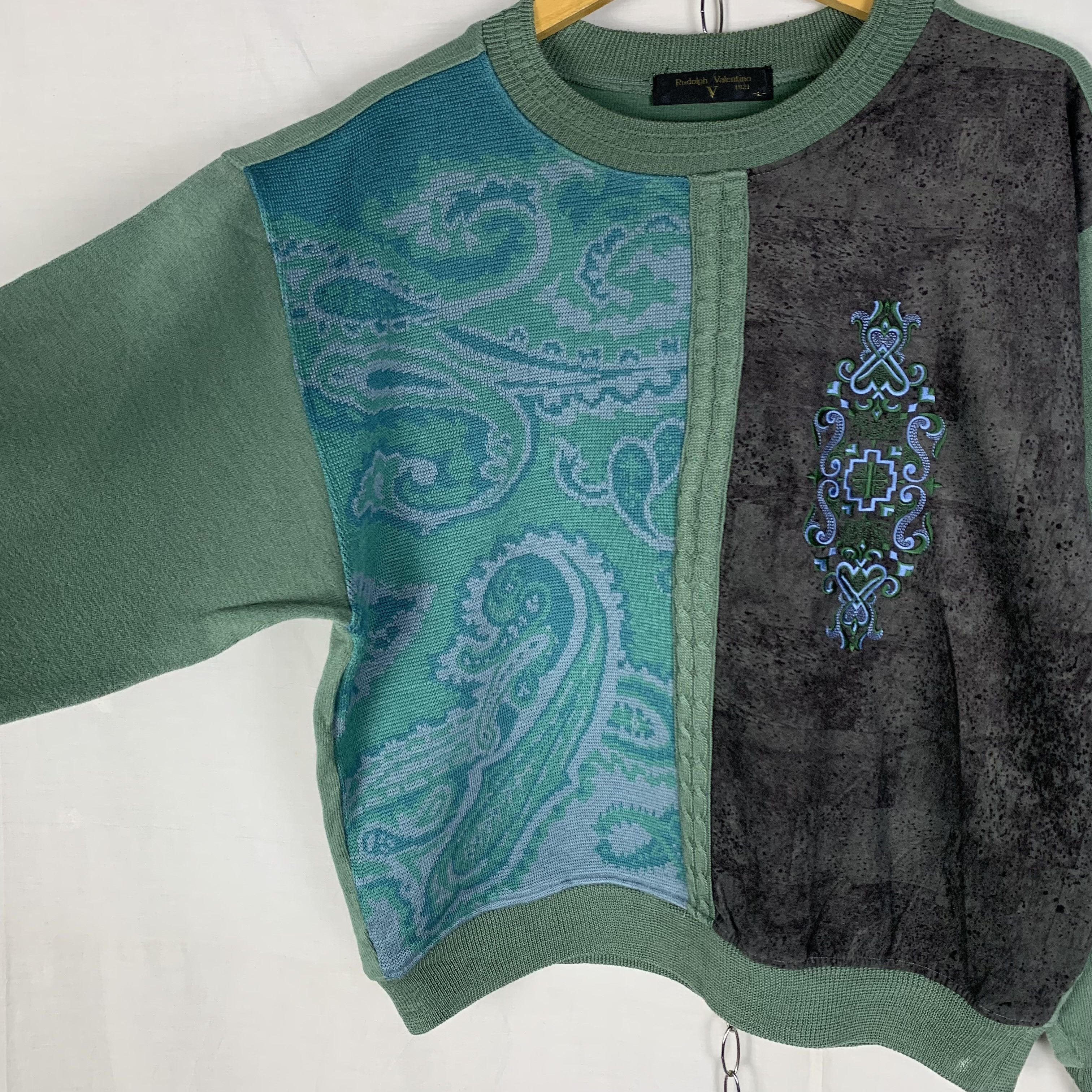 Valentino Vintage Rudolph Valentino Pattern Sweatshirt Boxy Crewneck Size US L / EU 52-54 / 3 - 3 Thumbnail