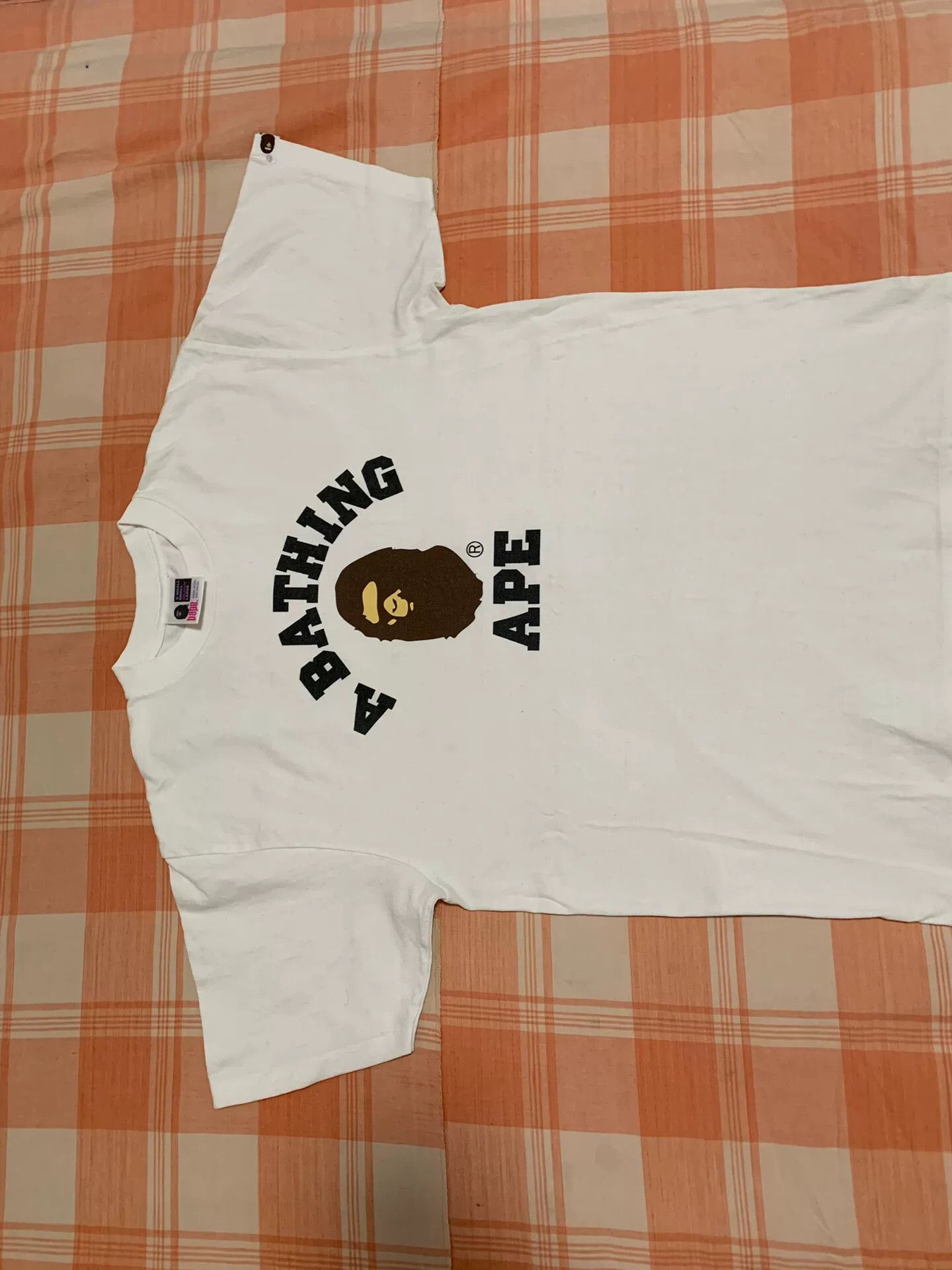 Bape Bape T-Shirt M Men Size US M / EU 48-50 / 2 - 1 Thumbnail