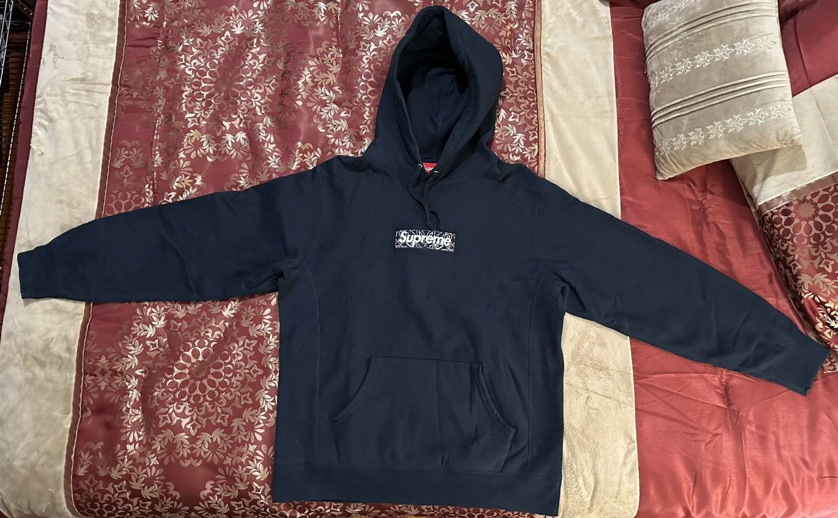 Box Logo Hooded Sweatshirt navy Large