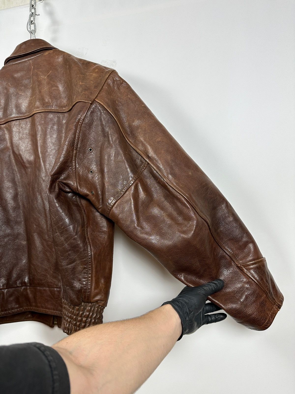 Chevignon Vintage Chevignon France A-2 Brown Heavy Leather Jacket Size US XL / EU 56 / 4 - 16 Thumbnail