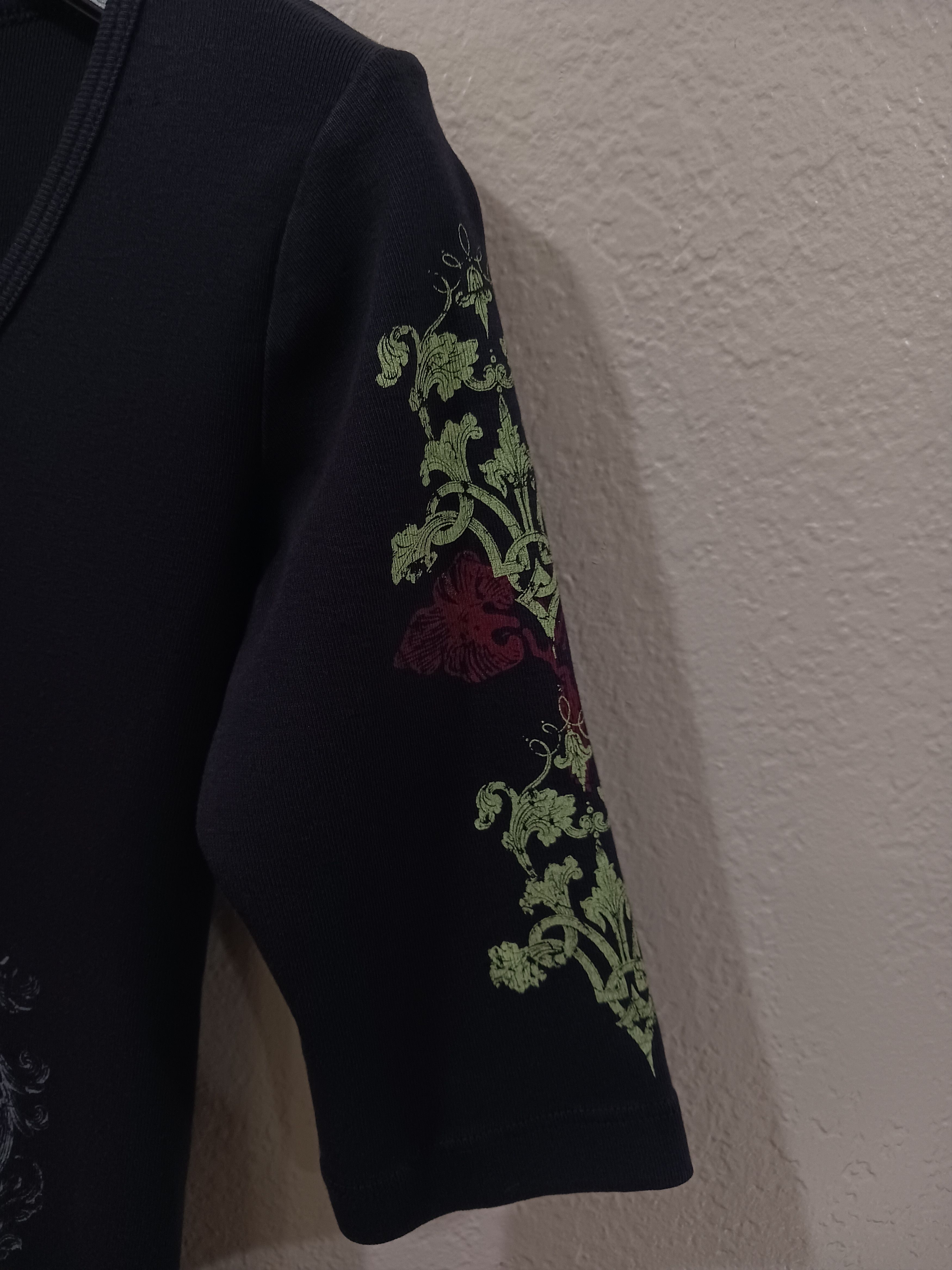 Vintage Sledge USA "Damask" Vintage 2000s 3/4 Sleeve V-Neck L/S Tee Size S / US 4 / IT 40 - 14 Thumbnail