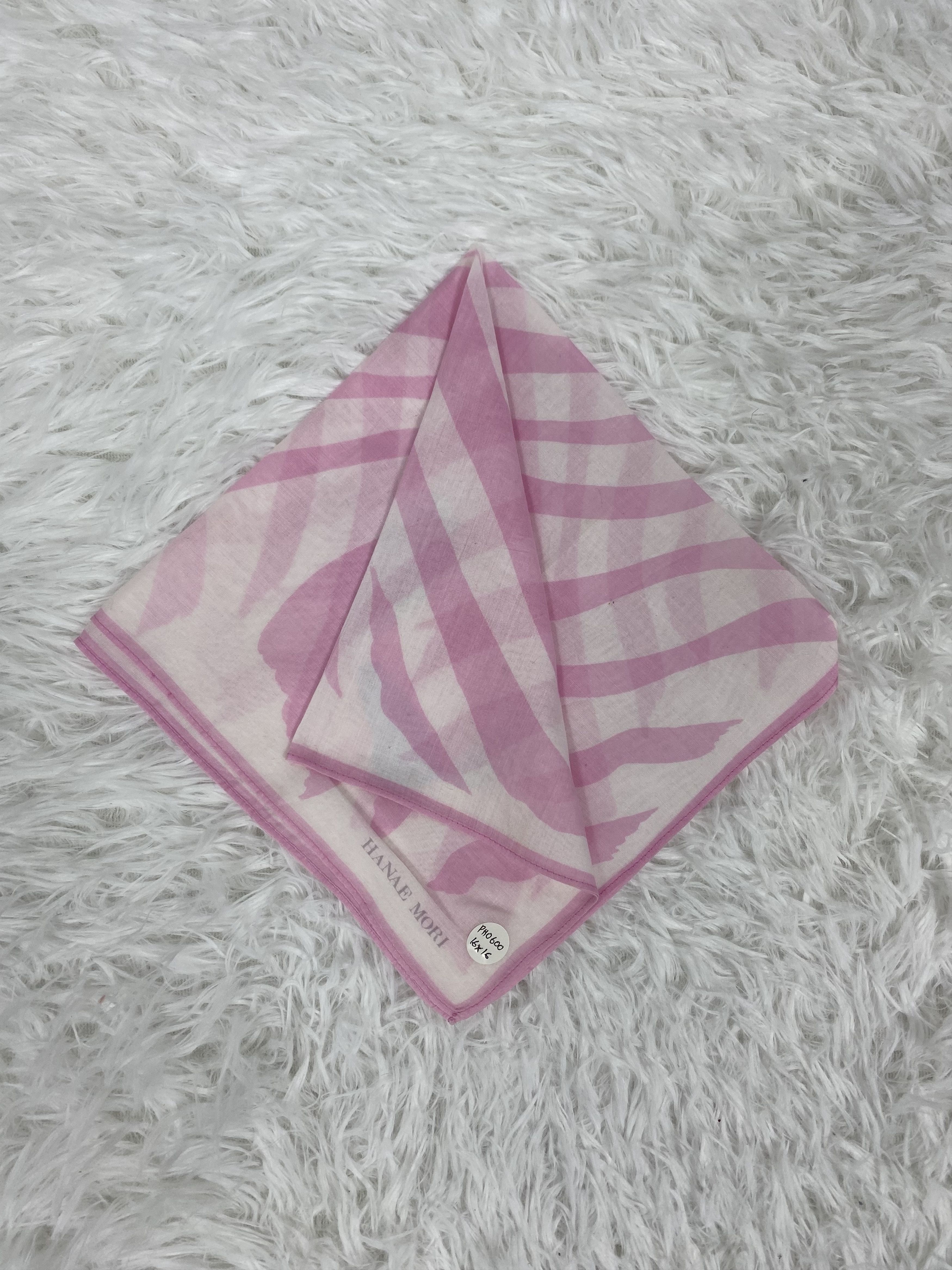 Hanae Mori Vintage Hanae Mori Handkerchief Neckerchief PH0600 Size ONE SIZE - 1 Thumbnail