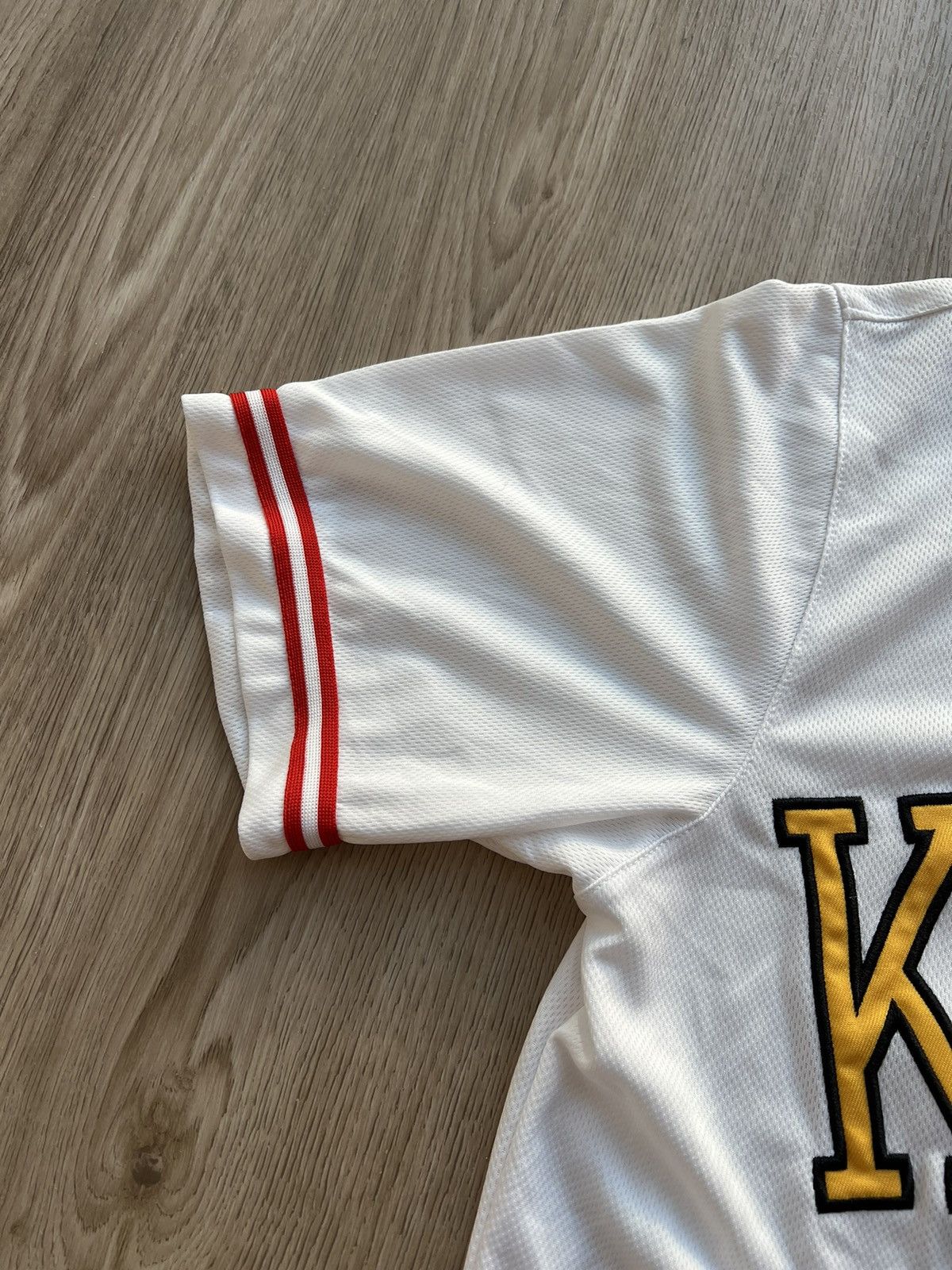 Karl Kani Karl Kani White Button Up Jersey Shirt Size US S / EU 44-46 / 1 - 4 Thumbnail