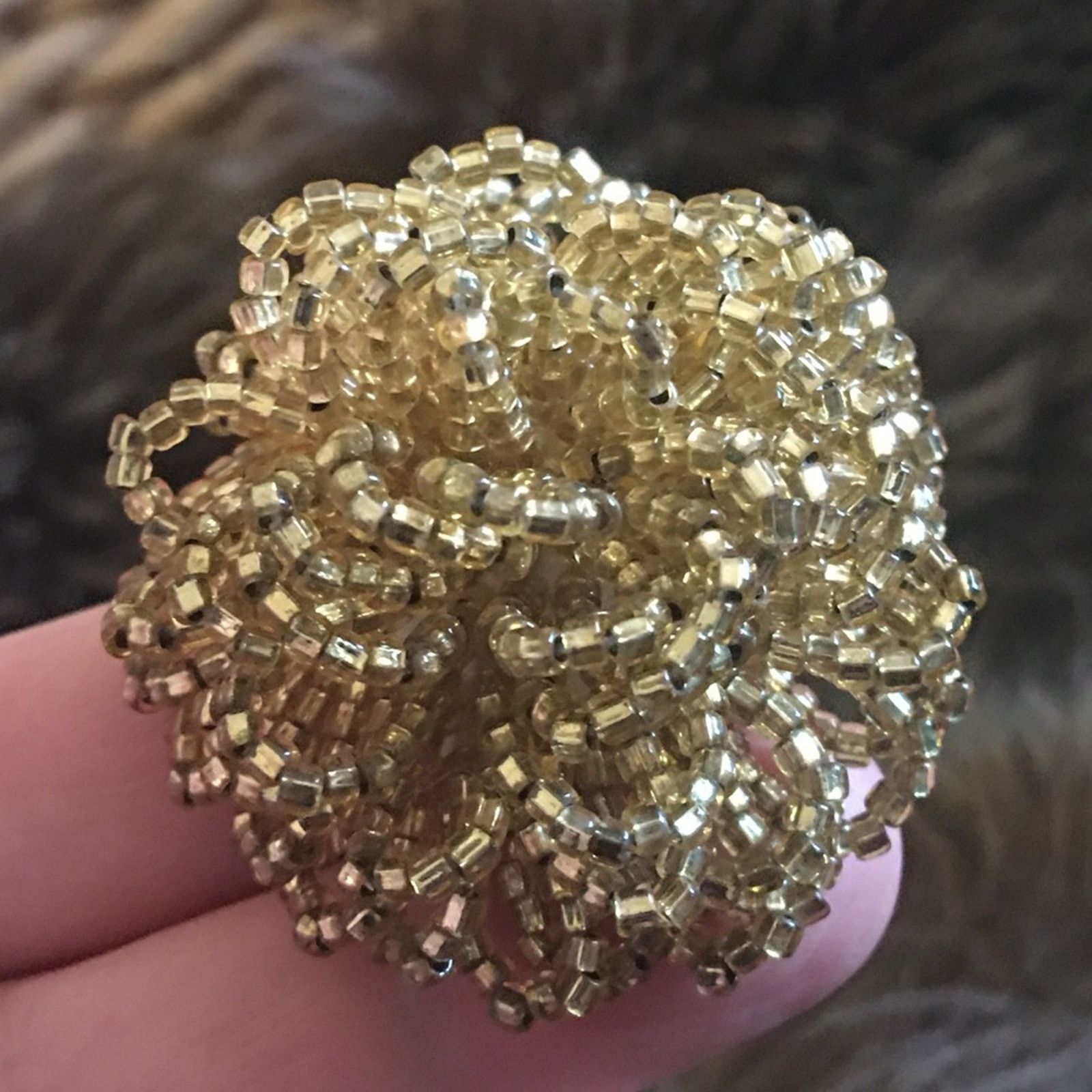Vintage Vintage gold tone seed bead cluster clip earrings Size ONE SIZE - 3 Thumbnail