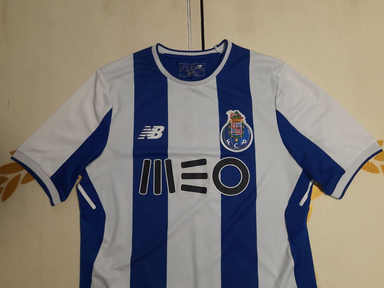 New Balance New Balance Porto FC Home Jersey 2017-2018 Size US S / EU 44-46 / 1 - 3 Thumbnail