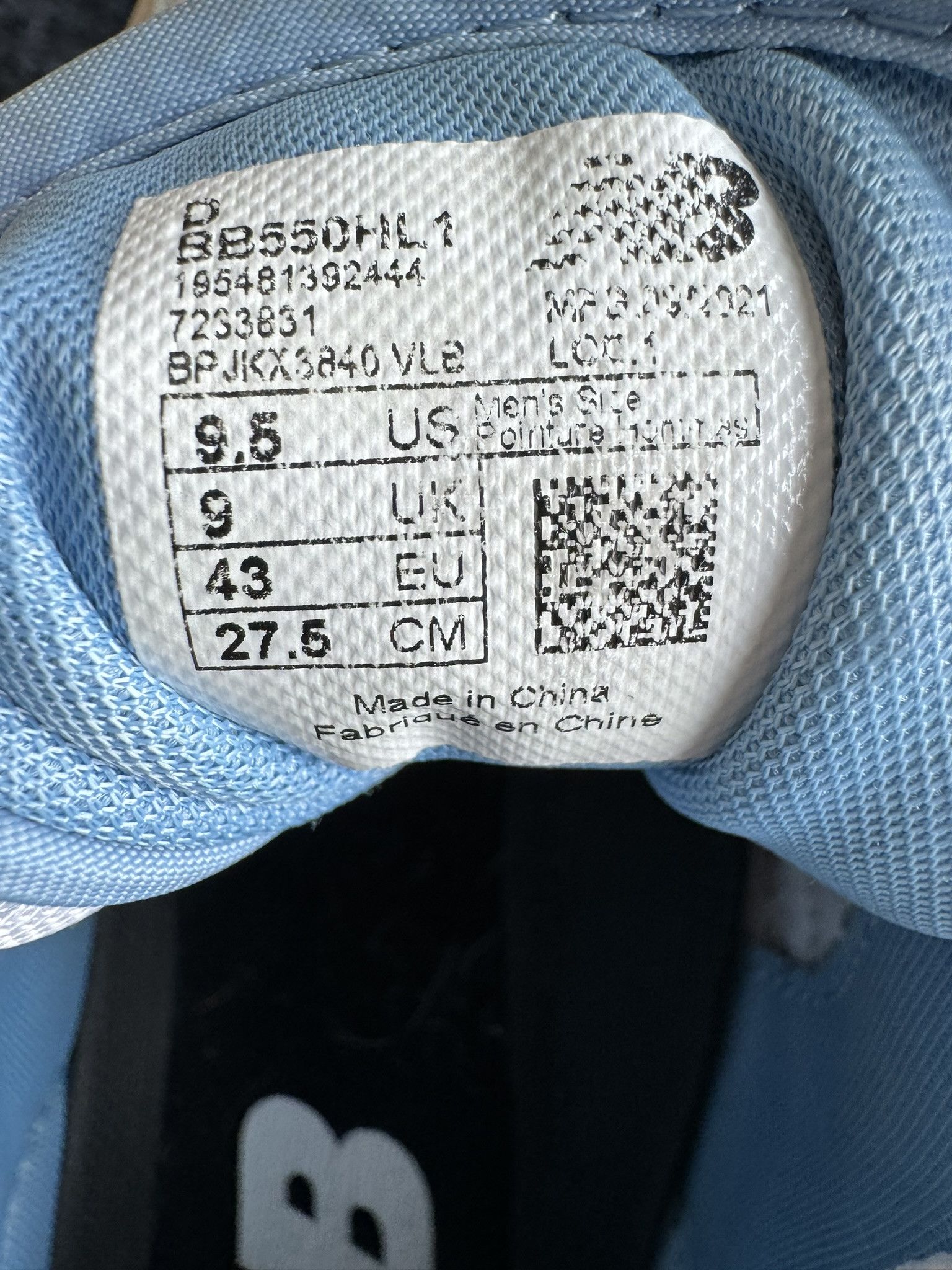 New Balance New Balance 550 UNC University Blue Size US 9.5 / EU 42-43 - 4 Thumbnail