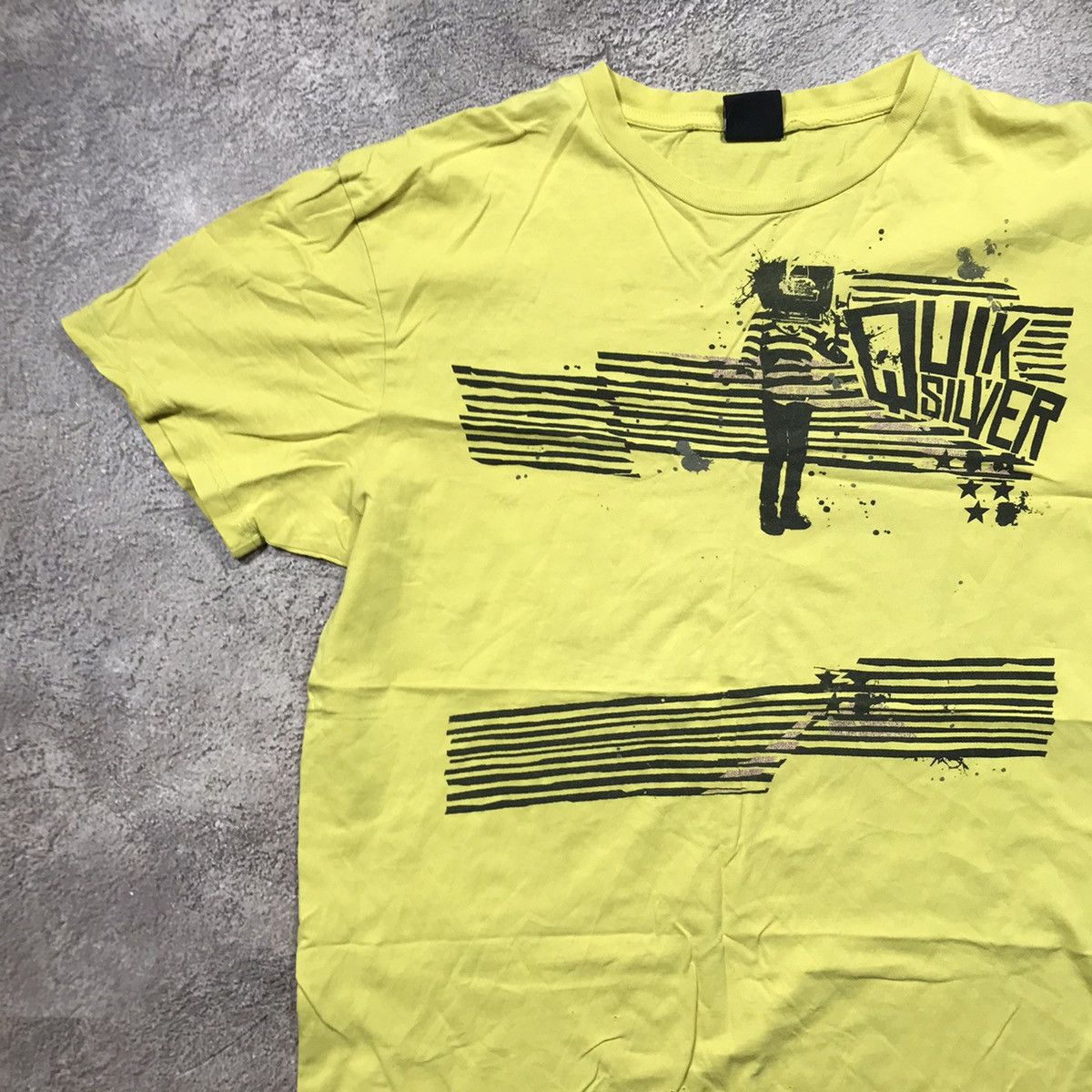 Vintage Vintage 90s Quiksilver Sun Faded Graphic Tee Skate Baggy XL Size US XL / EU 56 / 4 - 3 Thumbnail