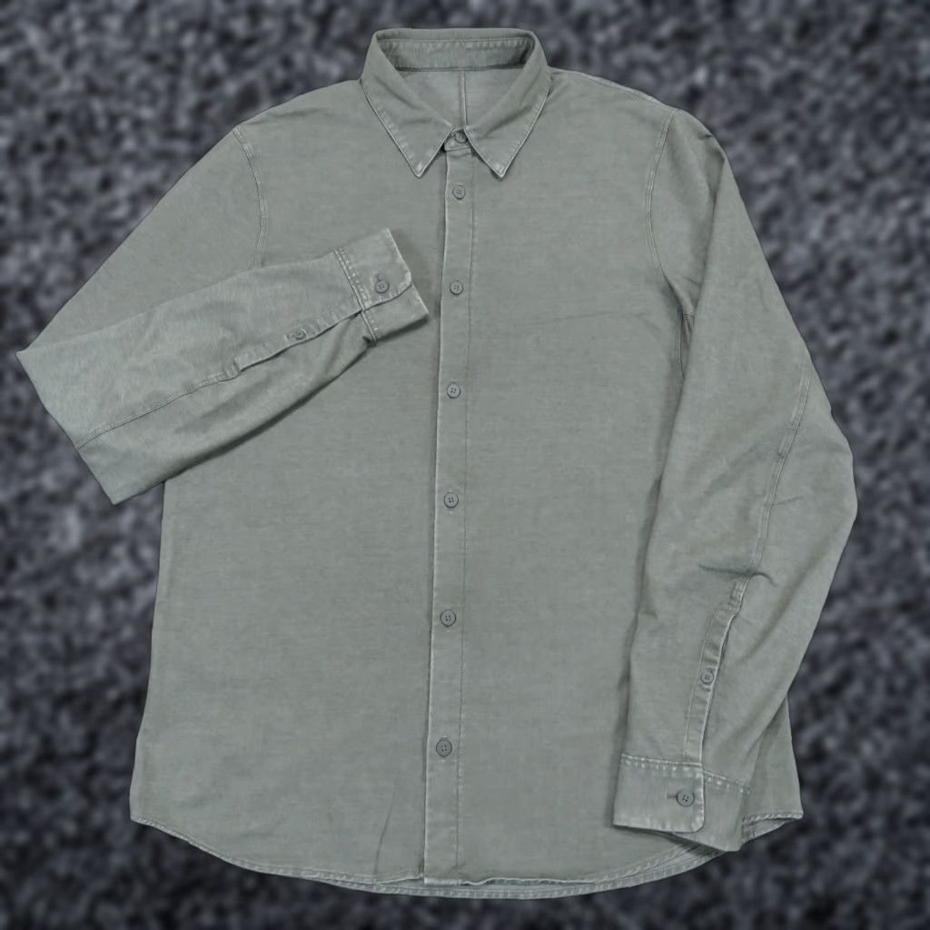 Lululemon Lululemon Shirt Men Small Commission Button Up Tech Enzyme Dye Olive Grey Size US S / EU 44-46 / 1 - 1 Thumbnail