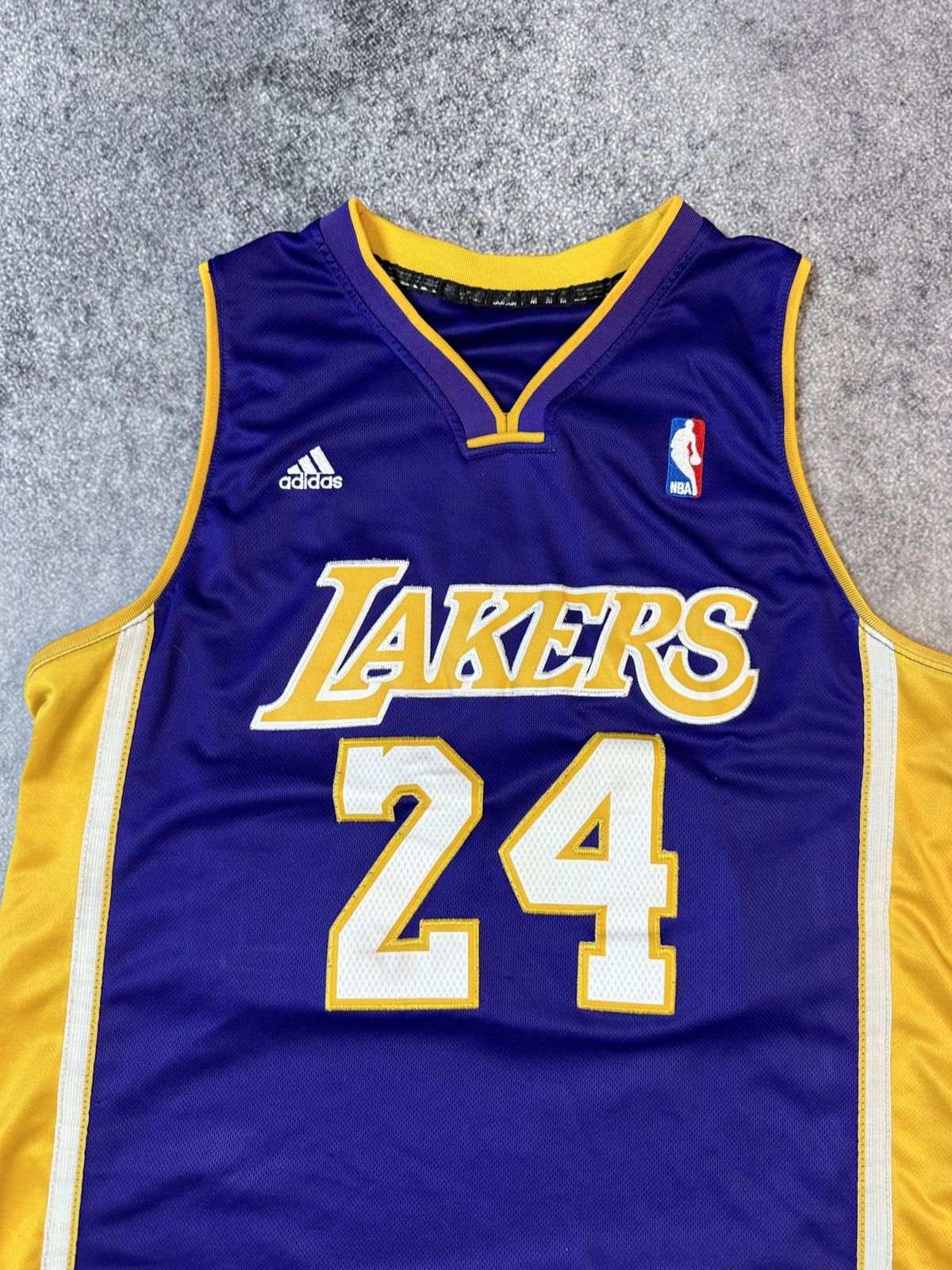 Adidas × NBA Vintage Adidas Lakers basketball Jersey 24 Bryant Sportswear Size US XS / EU 42 / 0 - 2 Thumbnail