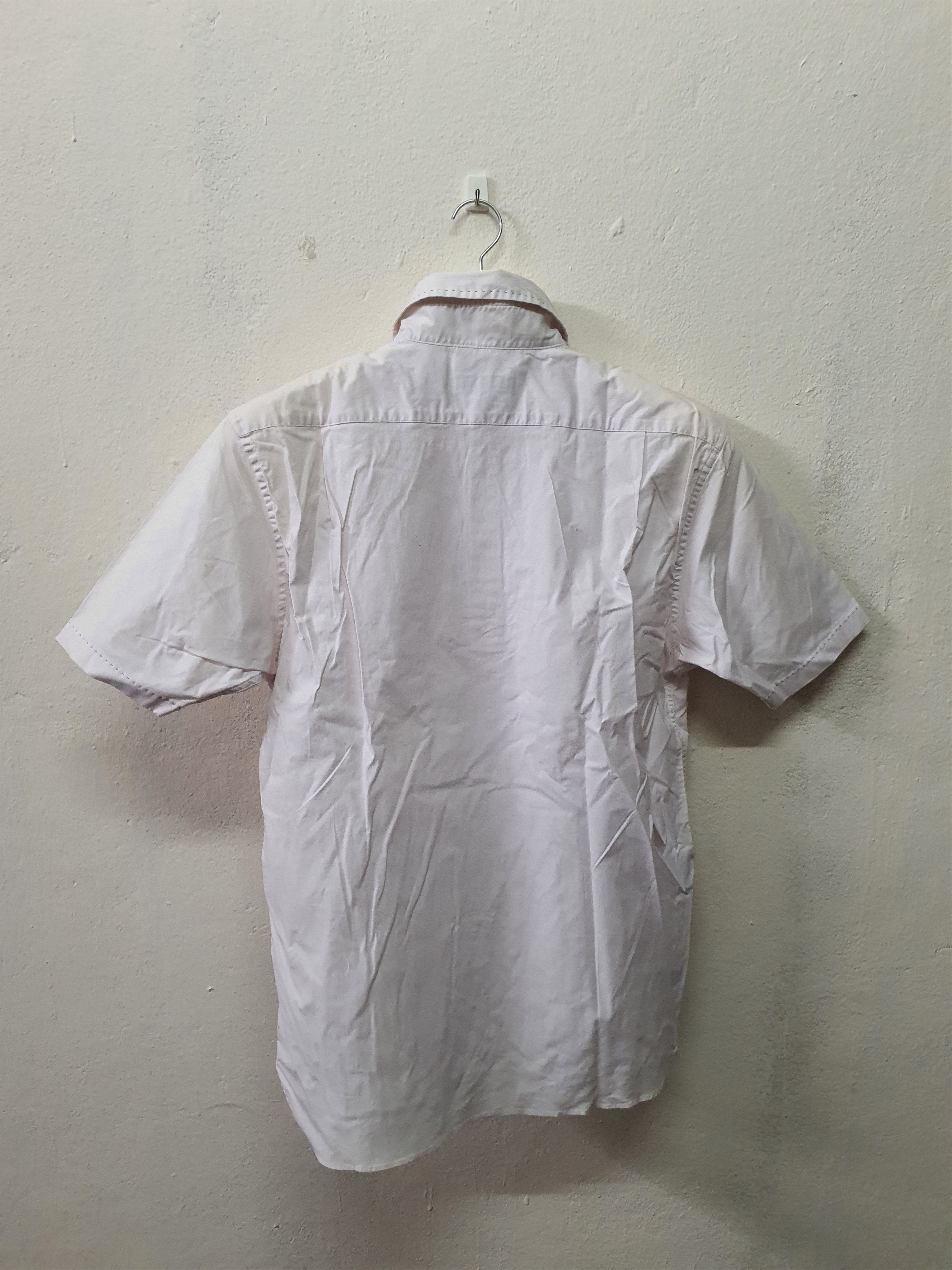 Burberry Burberry Black Label short-sleeved popover shirt Size US M / EU 48-50 / 2 - 10 Thumbnail