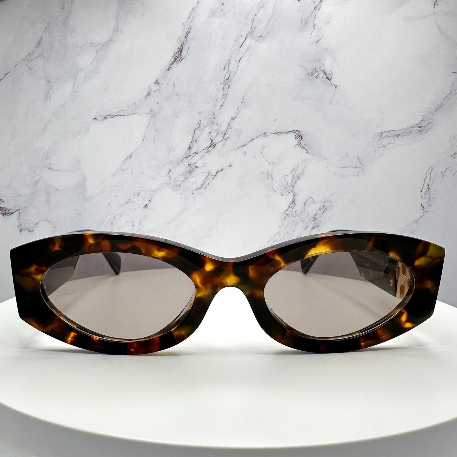 Miu Miu New MIU MIU Sunglasses Brown Tortoise Shell Oval Gold Logo Size ONE SIZE - 3 Thumbnail