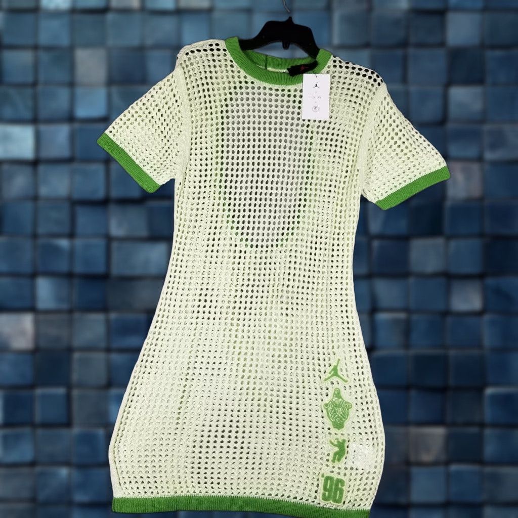Jordan Brand Air Jordan Dress Womens M Green FD4254-303 Bephies Beauty Supply UNION x Bephies Beauty Supply Midi Sheer 90s? Size M / US 6-8 / IT 42-44 - 1 Thumbnail