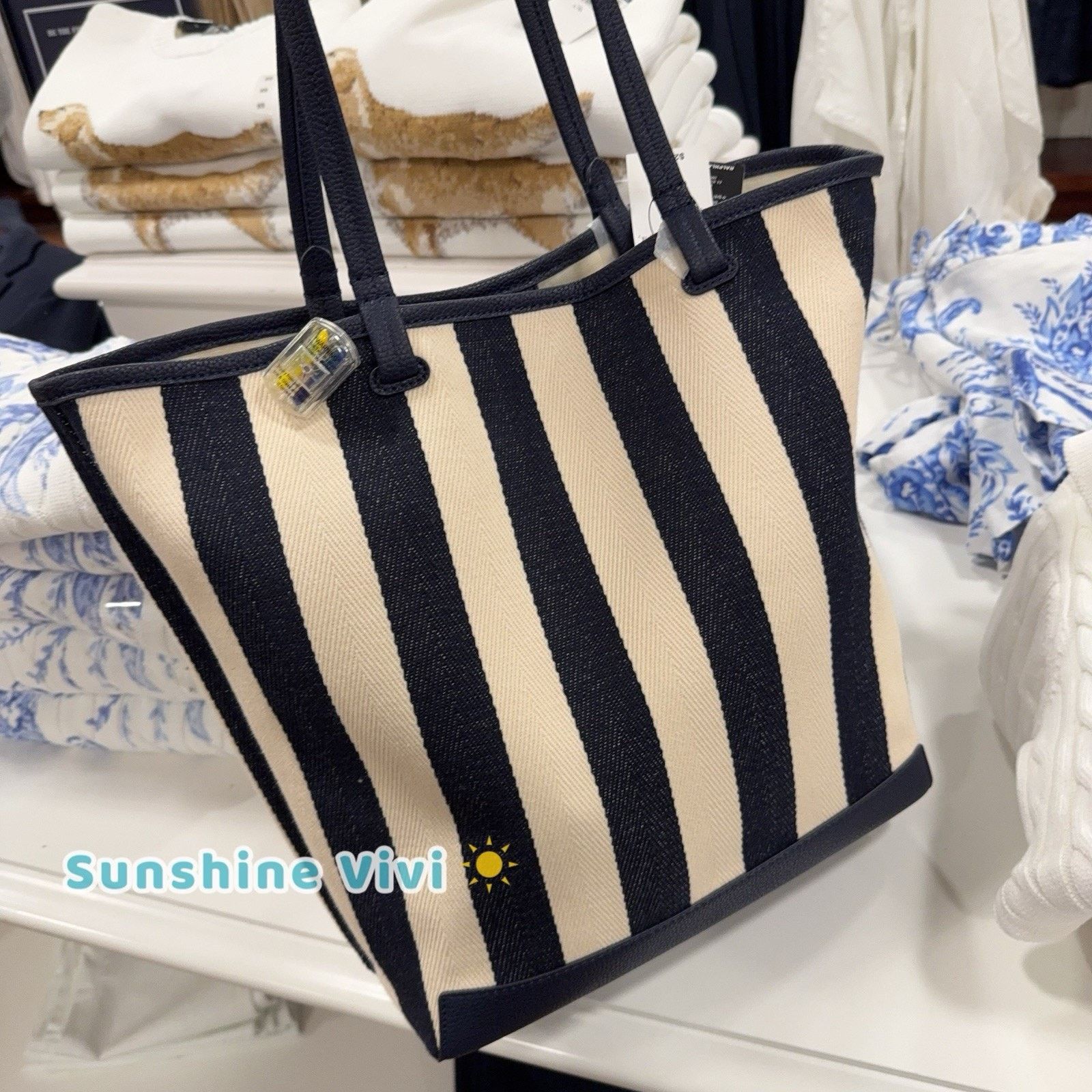 Lauren Ralph Lauren NWT Lauren Ralph Lauren Canvas Stripe Large Tote Bag Navy Size ONE SIZE - 5 Thumbnail