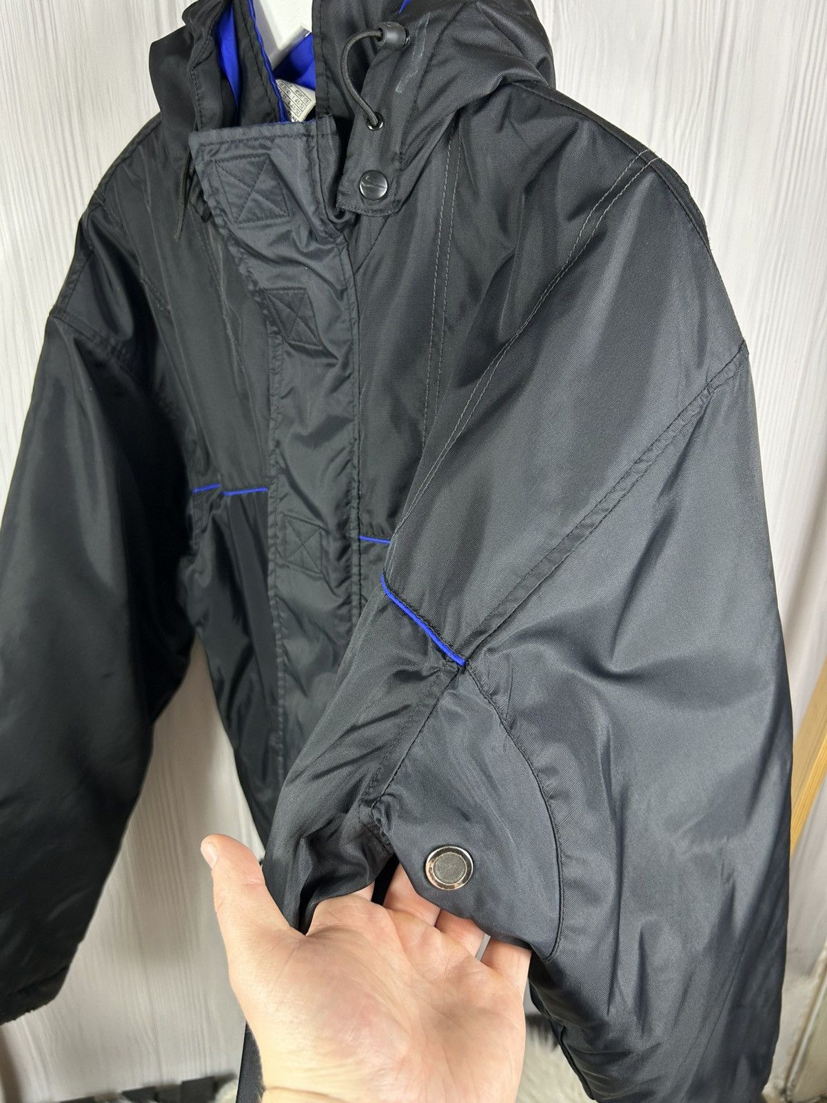 Nike Vintage Y2K Nike Nylon Jacket Big Swoosh Size M Size US M / EU 48-50 / 2 - 9 Thumbnail