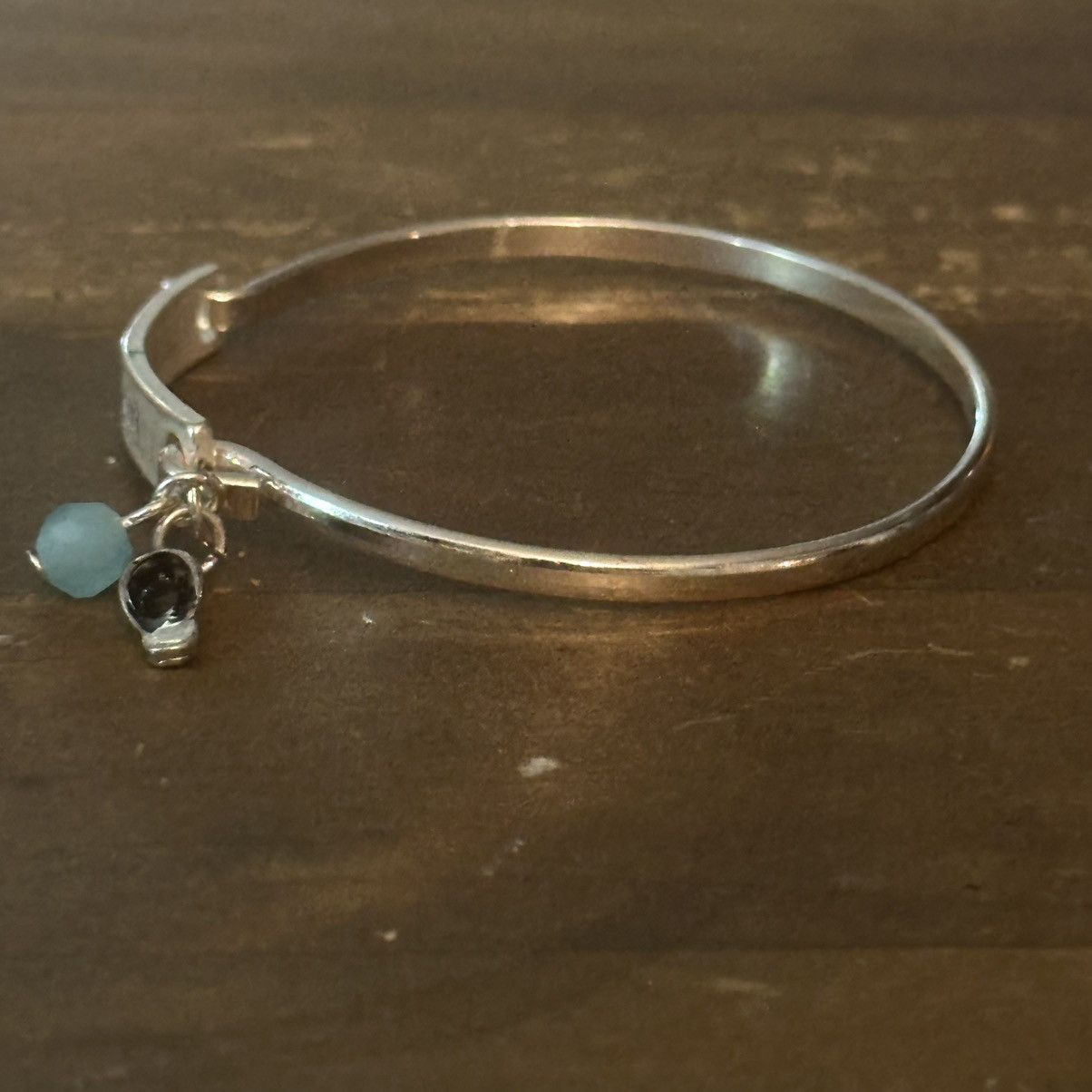 Other Silver tone beach girl charm bangle bracelet Size ONE SIZE - 7 Thumbnail