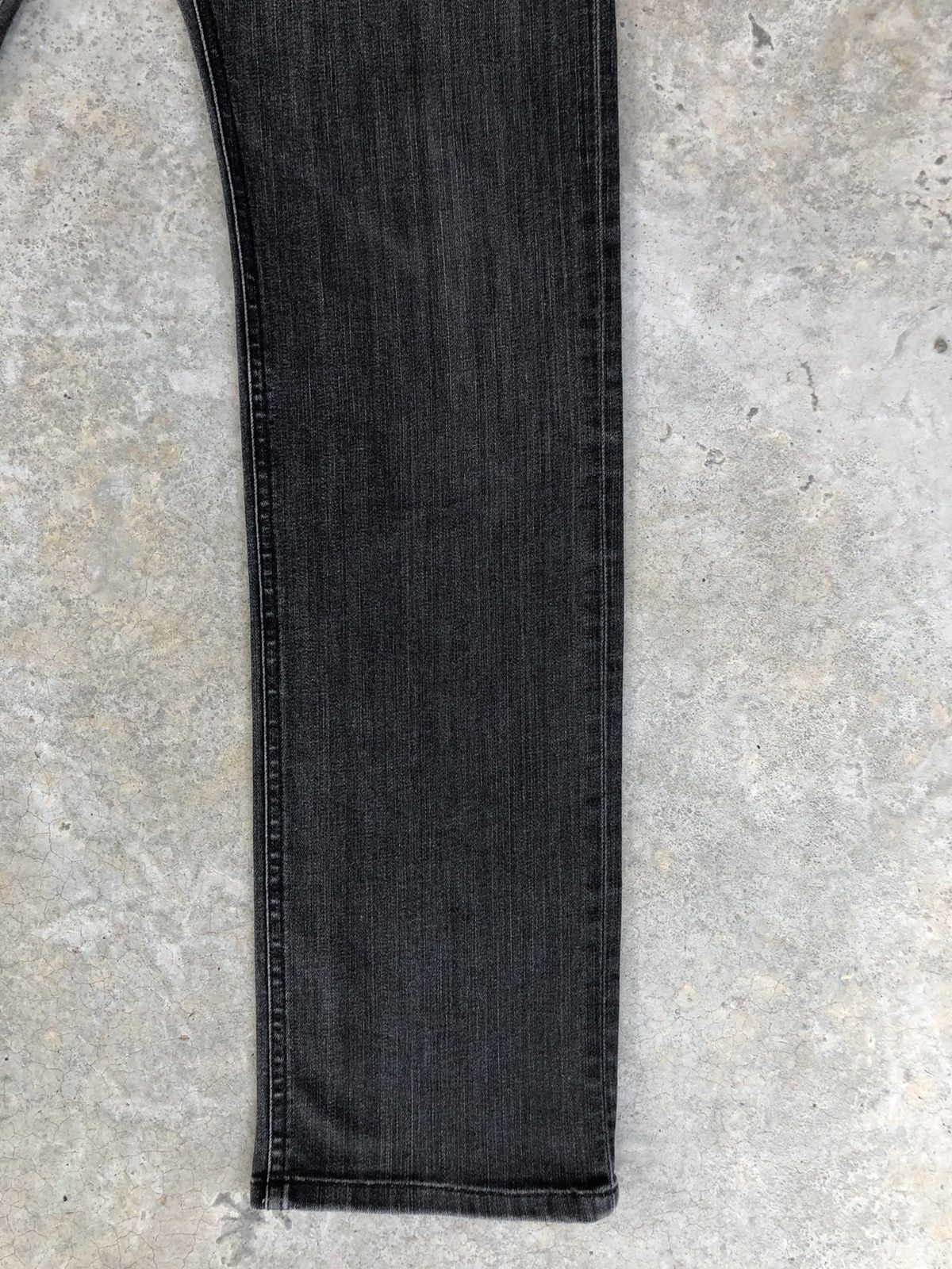 Black Label Burberry Slim Fit Distressed Jeans Size US 33 - 7 Thumbnail