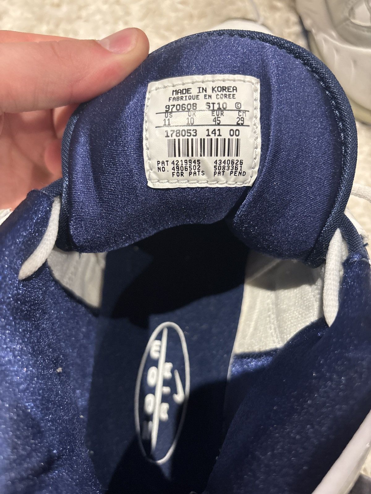 Nike OG 1998 Nike Air DT 5 Size 11 Deion Sanders-Dallas Cowboys Size US 11 / EU 44 - 7 Thumbnail