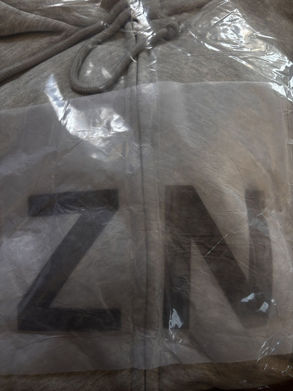 Yeezy Hd-10 size 2 yeezy shipsdayOf Size US L / EU 52-54 / 3 - 5 Thumbnail