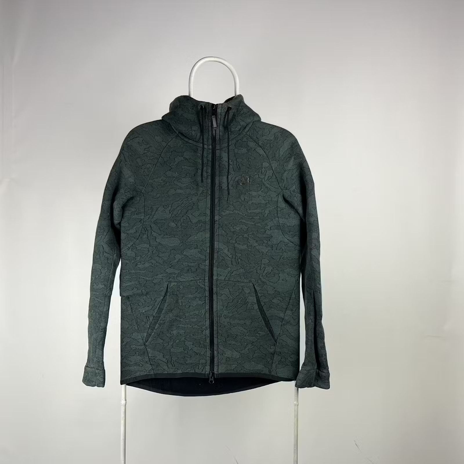 Nike Nike tech fleece zip hoodie size XSmall Size US XS / EU 42 / 0 - 1 Thumbnail
