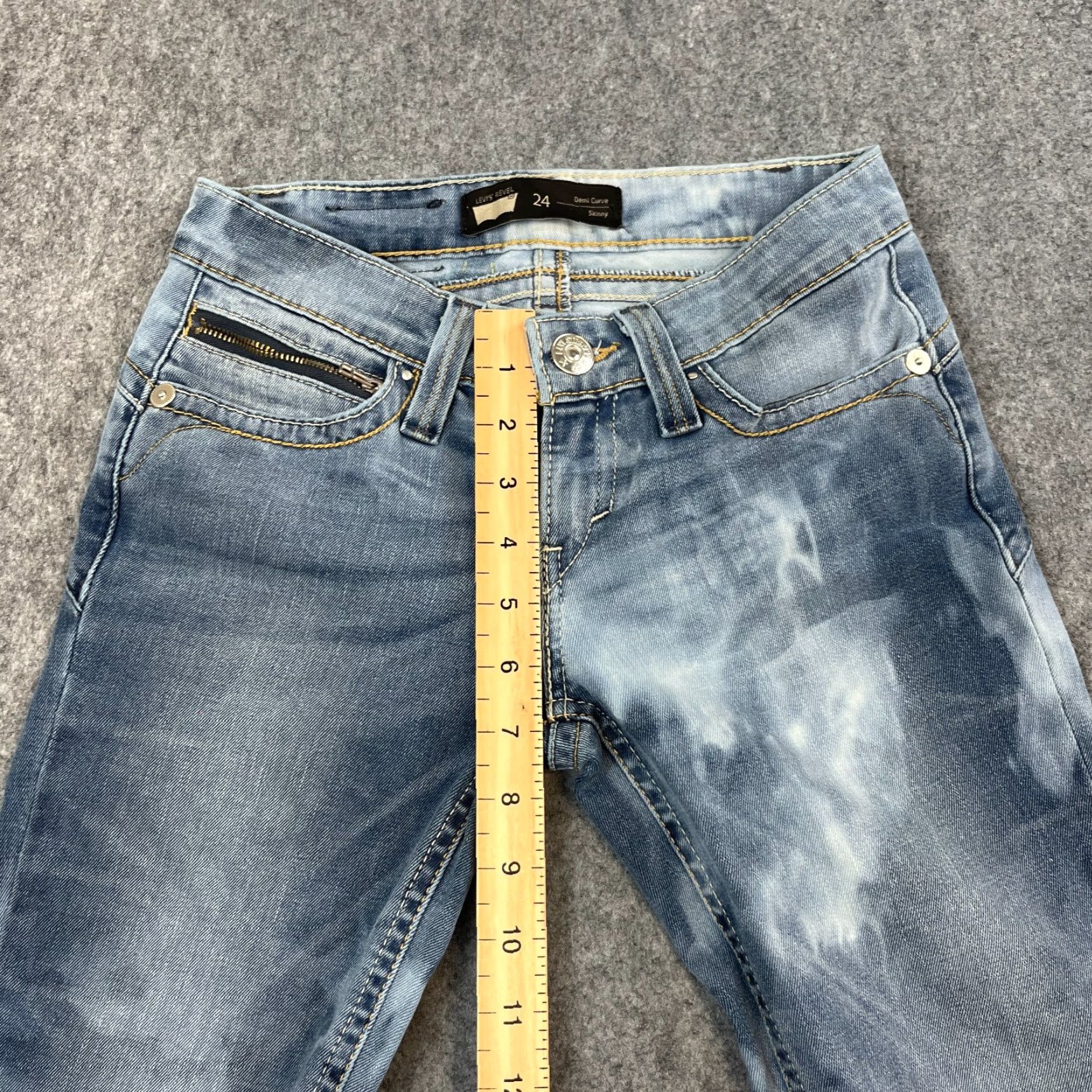Levi's Levis Jeans Slim Skinny 4 24 30 UK Denim Medium Blue Low Rise Stretch Levi’s Demi Curve Womens Pants Shirt? Size 27" / US 4 / IT 40 - 6 Thumbnail