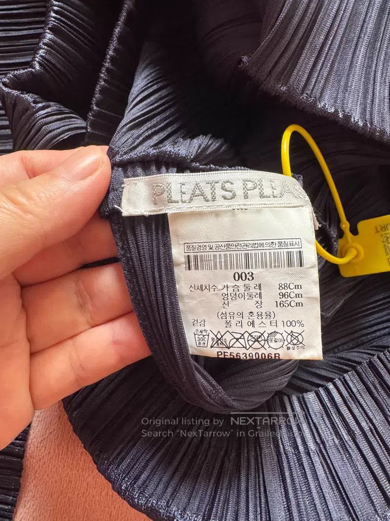 Issey Miyake Issey Miyake Bamboo Knit Cardigan Top, Navy Blue Size L / US 10 / IT 46 - 2 Thumbnail