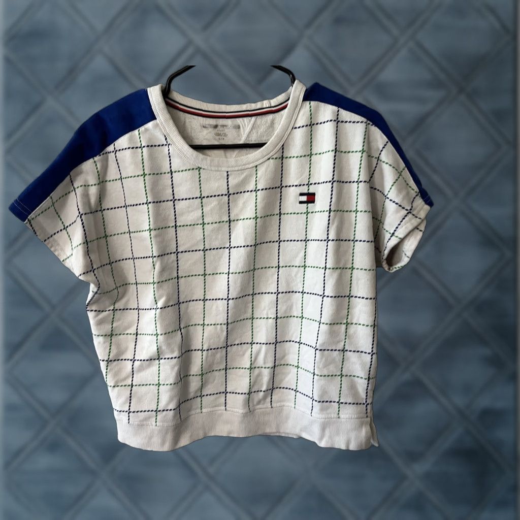 Tommy Hilfiger VINTAGE Tommy Hilfiger Sweatshirt Shirt Women S White Plaid Emblem 90s Hilfiger Size S / US 4 / IT 40 - 1 Thumbnail
