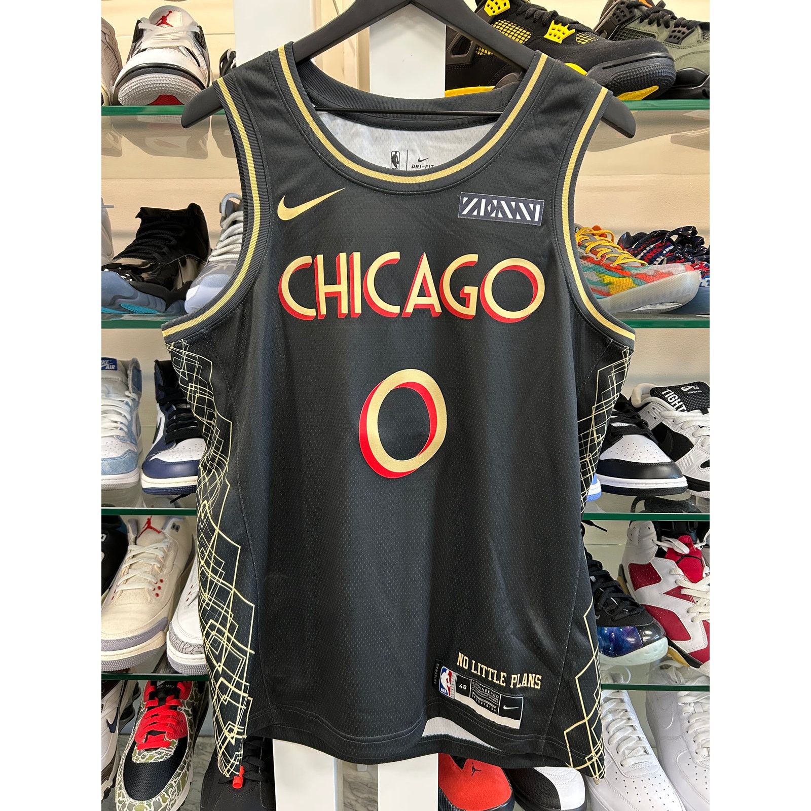 Nike Nike Chicago Bulls Coby White City Edition Swingman Jersey Size US L / EU 52-54 / 3 - 1 Thumbnail
