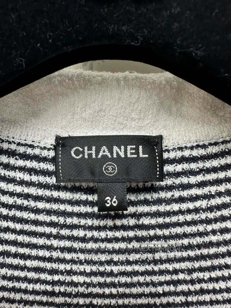 Chanel Chanel 23 Early Spring Vacation Series Black and White Str Size XS / US 0-2 / IT 36-38 - 3 Thumbnail