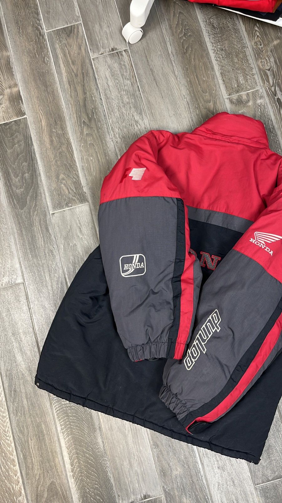 Vintage Vintage Honda F1 Dunlop hype bomber Rental Size US M / EU 48-50 / 2 - 9 Thumbnail