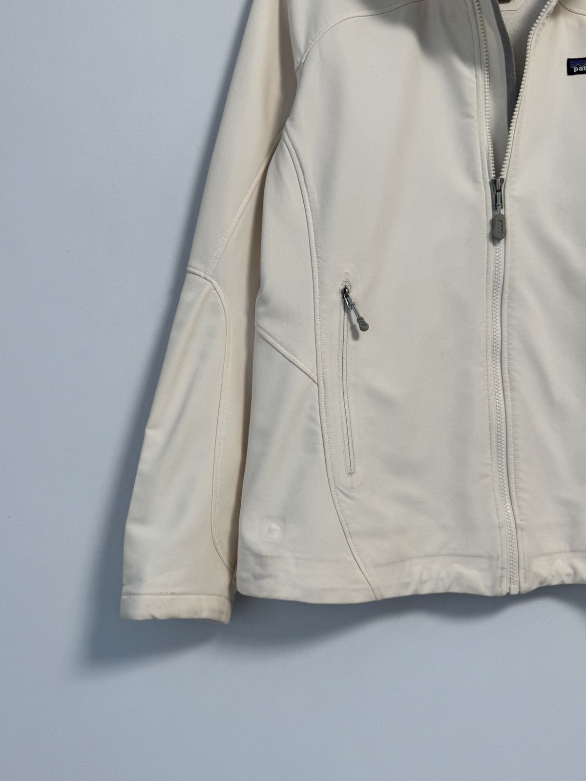 Patagonia Patagonia Damen Softshell Jacke Guide Jacket natural Size L / US 10 / IT 46 - 9 Thumbnail