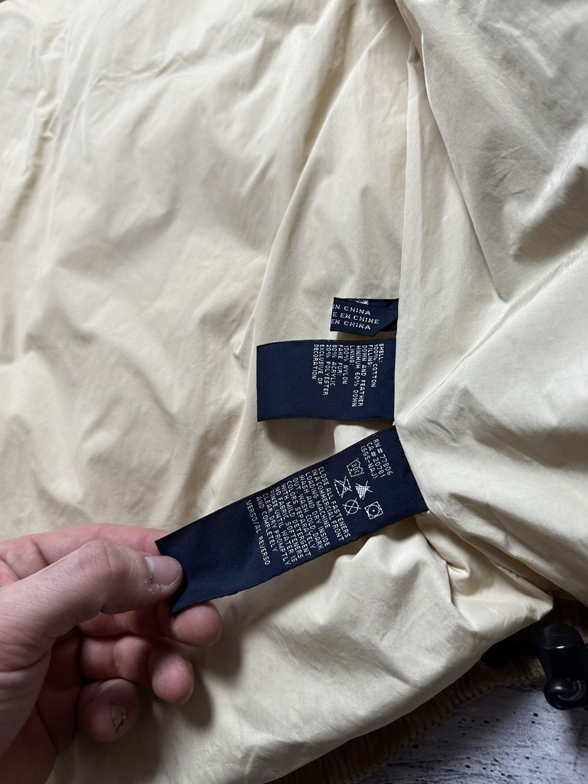 Tommy Hilfiger Vintage 90s Tommy Hilfiger Velvet Down Transformer Jacket Size US M / EU 48-50 / 2 - 8 Thumbnail