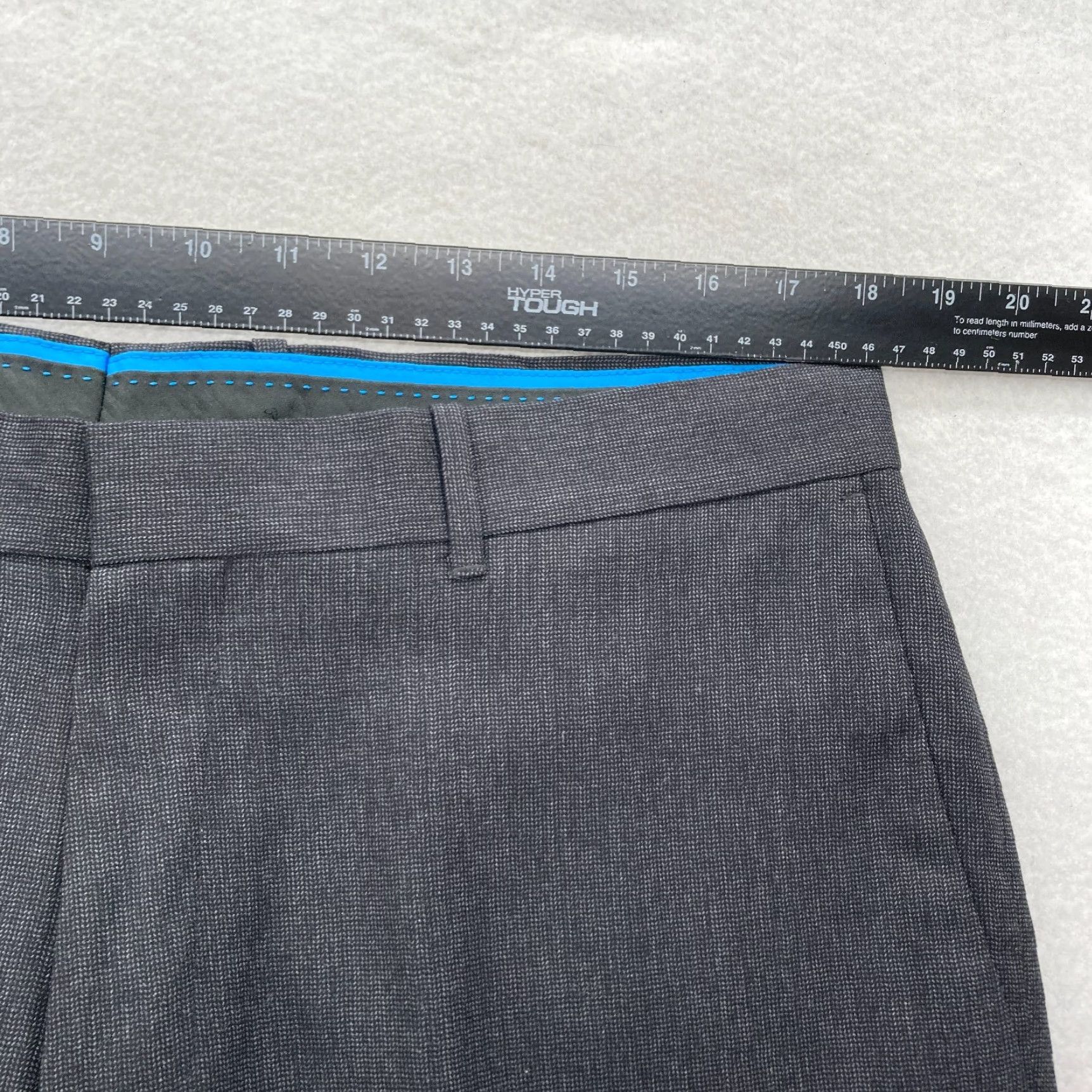 Vintage Axist Dress Pants Mens 36x32 Gray Flat Front Straight Leg Mid Rise Ultra Series Size US 36 / EU 52 - 6 Thumbnail