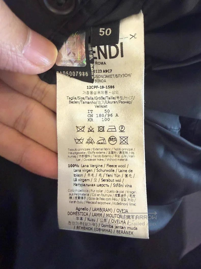Fendi Fendi Fur-collared logo wool jacket Size US M / EU 48-50 / 2 - 5 Thumbnail