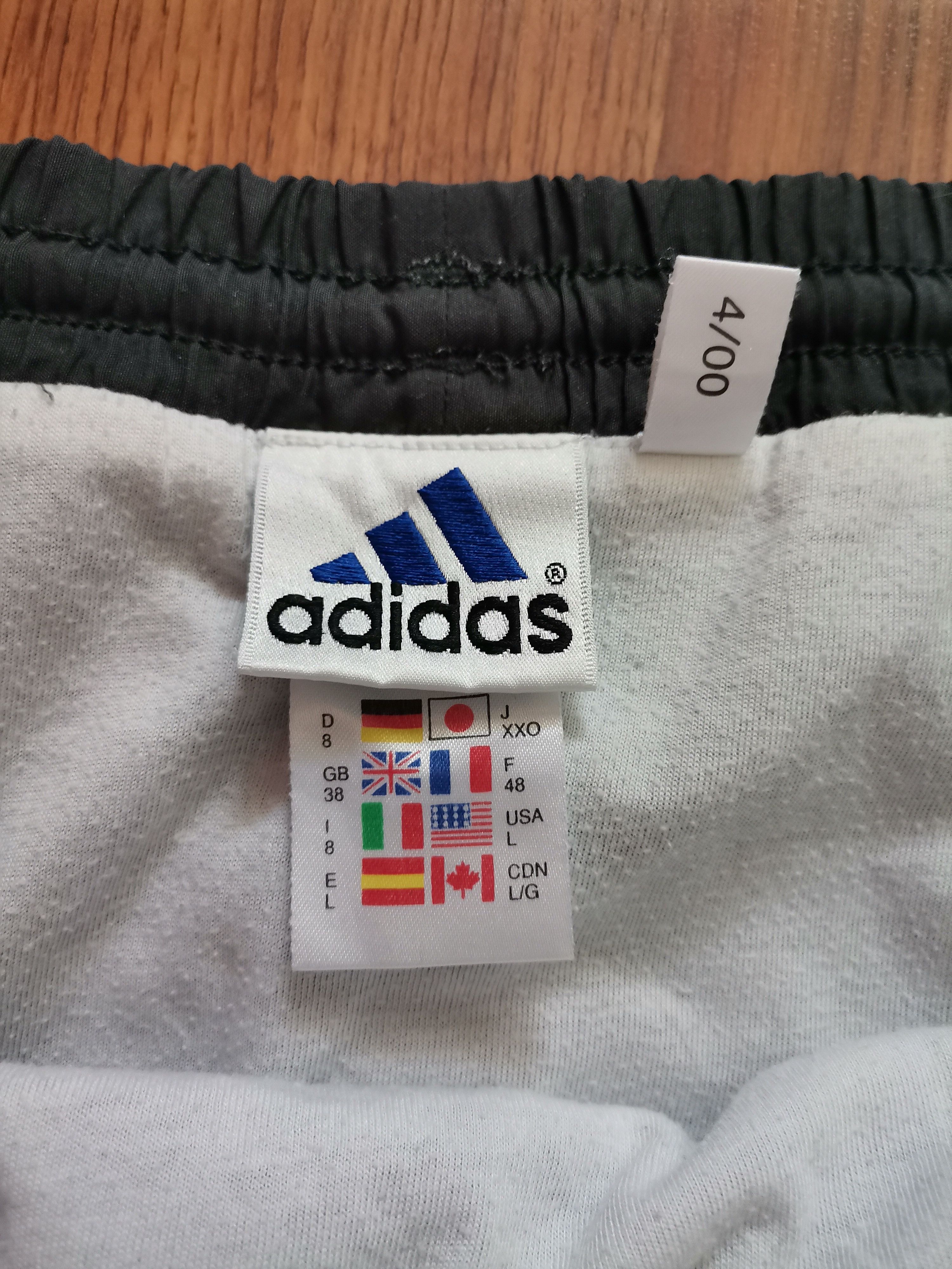 Adidas Vintage Adidas Shorts Size US 34 / EU 50 - 3 Thumbnail