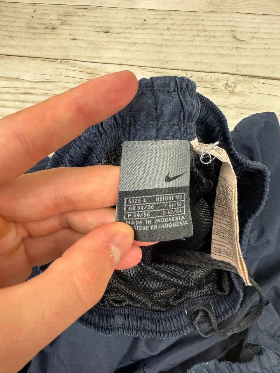 Nike Vintage Nike Track Pants 00s Swoosh Nylon Y2K Size US 34 / EU 50 - 11 Thumbnail