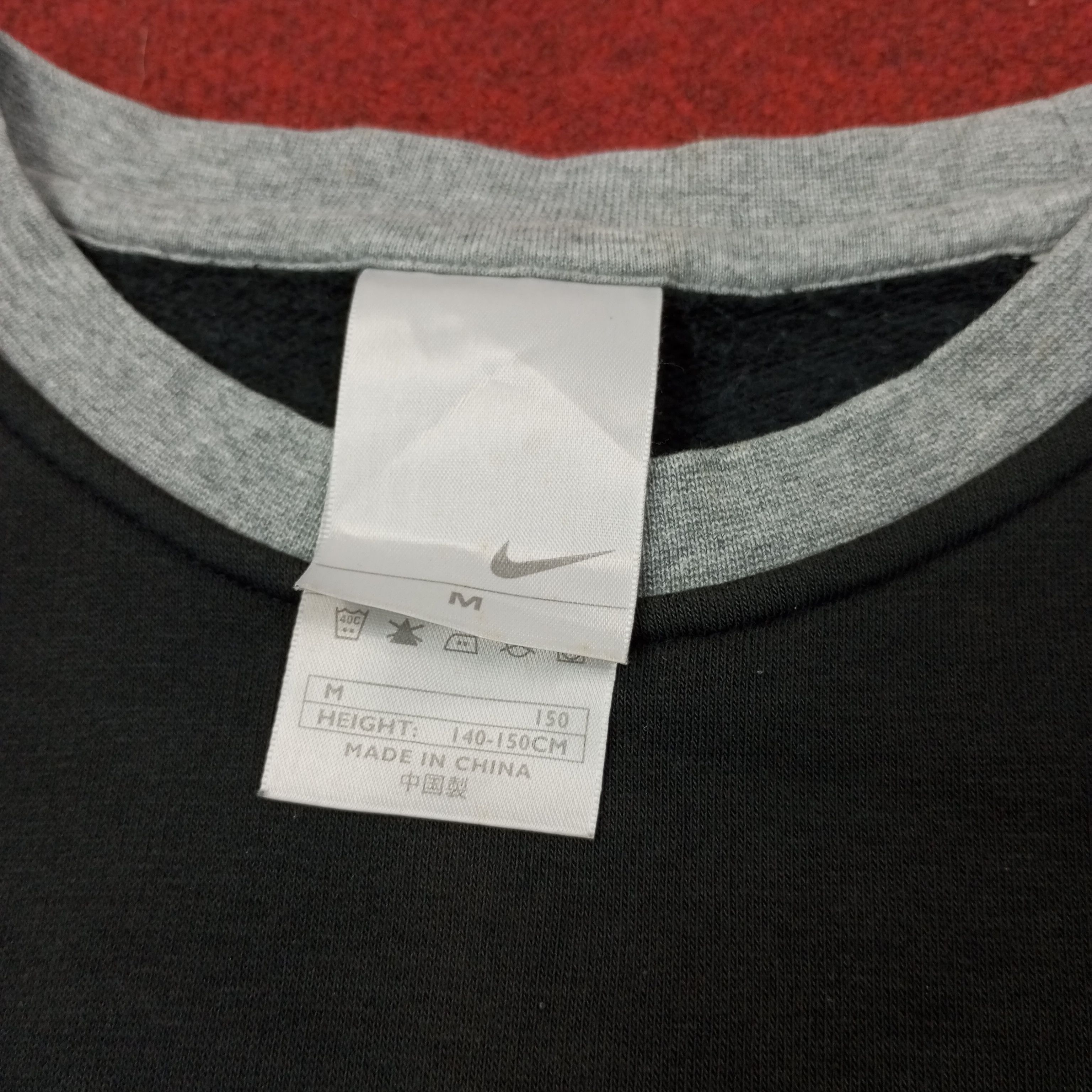 Nike Nike Center Design Sweatshirt c255n5 Size US S / EU 44-46 / 1 - 6 Thumbnail