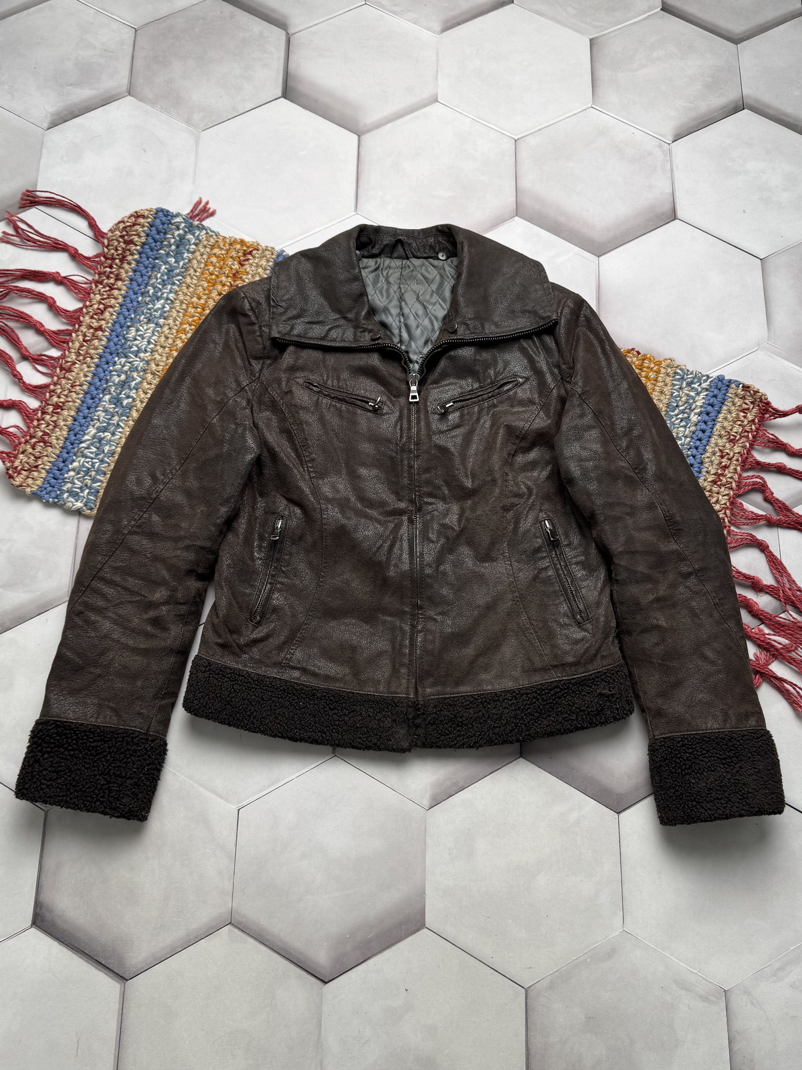 Vintage Vintage Cropped Real Leather Jacket (E4) Size L / US 10 / IT 46 - 1 Thumbnail